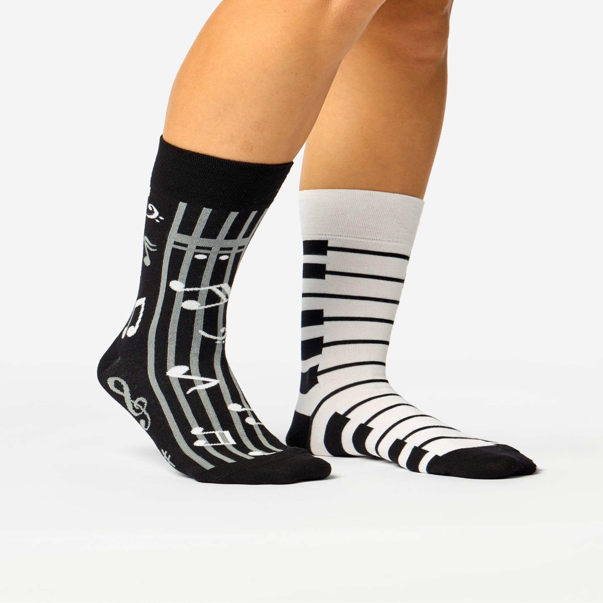 Voir la diapositive 2 : DEDOLES Chaussettes bambou musique et piano