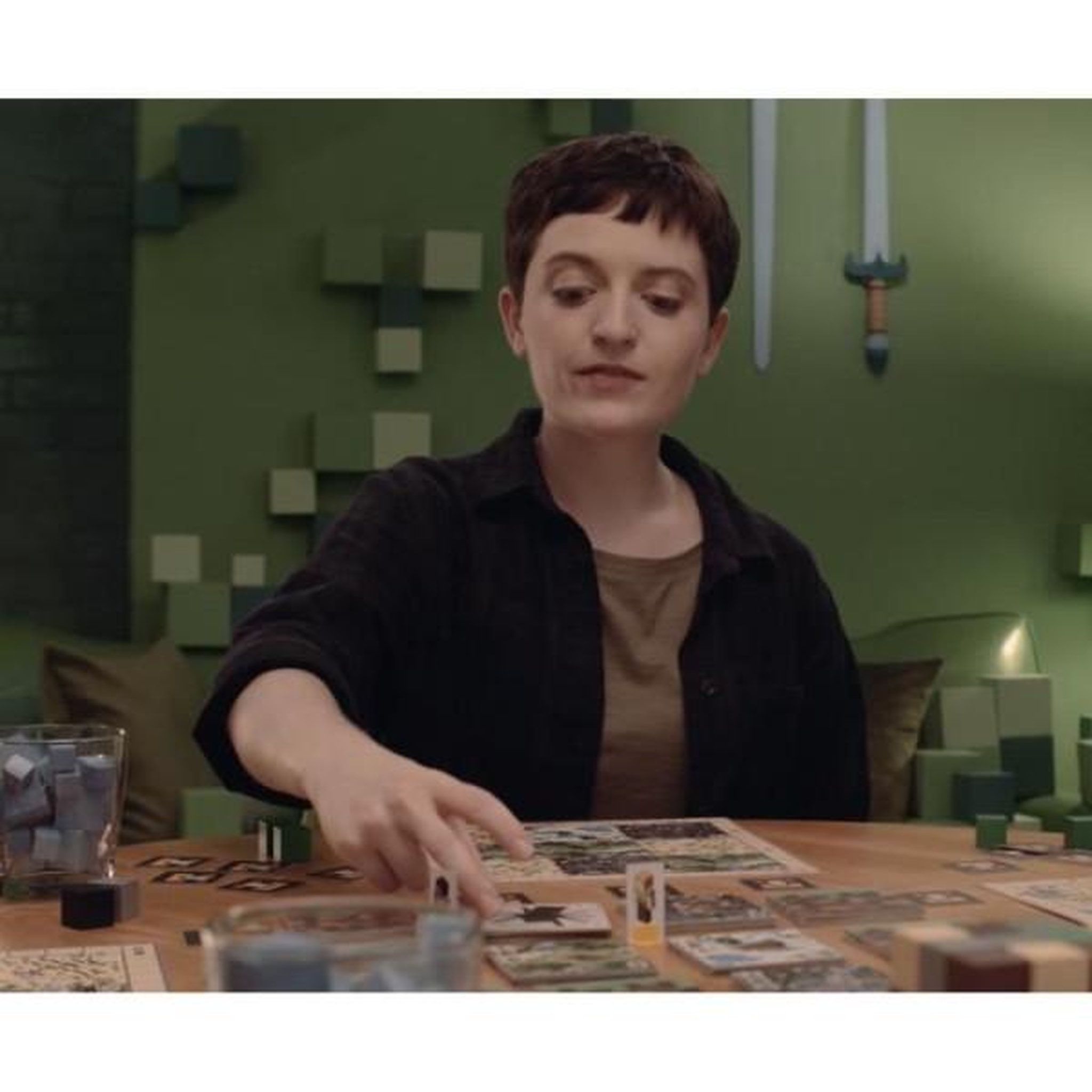 Voir la diapositive 4 : RAVENSBURGER Minecraft builders & biomes, jeu société, issu du vidéo multilingue (français inclus), ravensburger, 26132