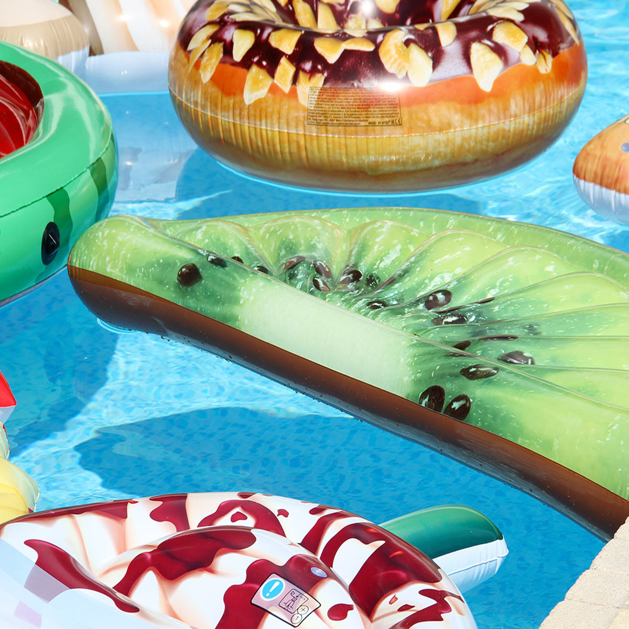 Voir la diapositive 3 : INTEX Matelas de piscine Kiwi - Intex