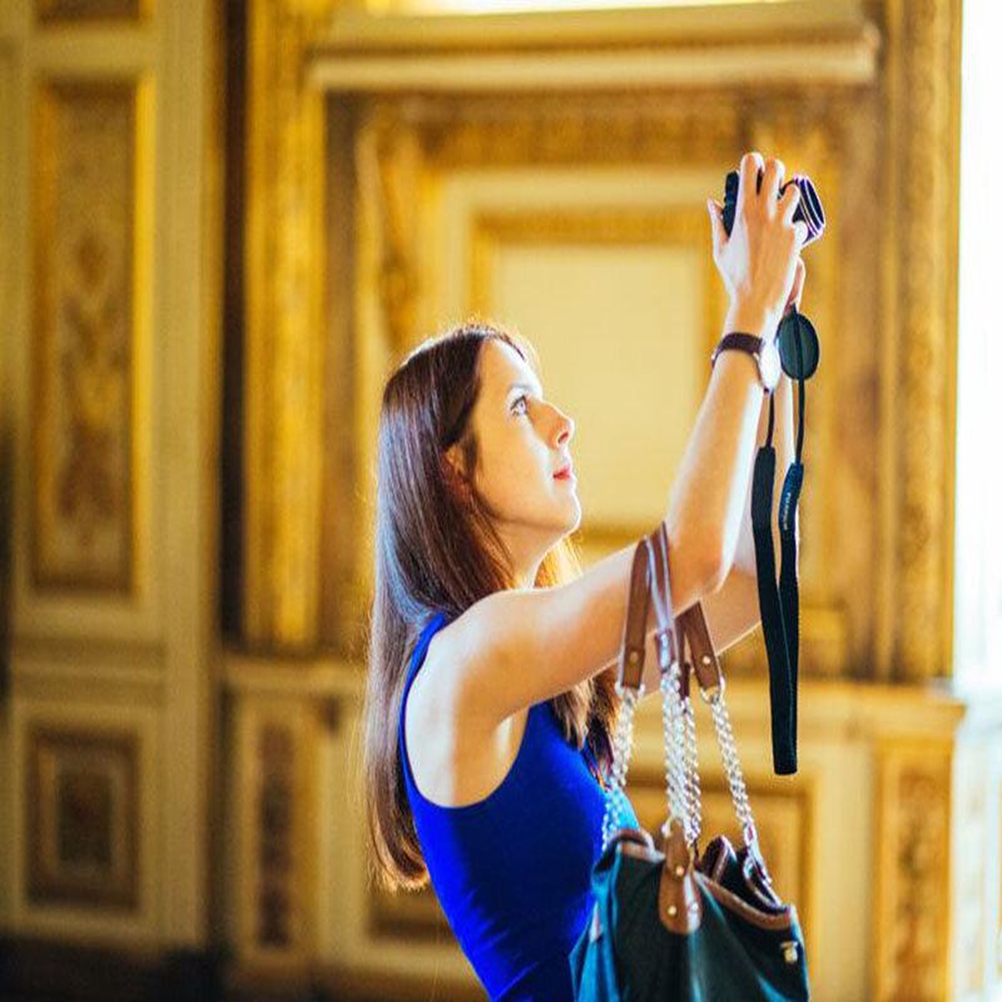 Voir la diapositive 3 : Smartbox 2 entrées coupe-file pour voir la Joconde au Louvre - Coffret Cadeau Multi-thèmes