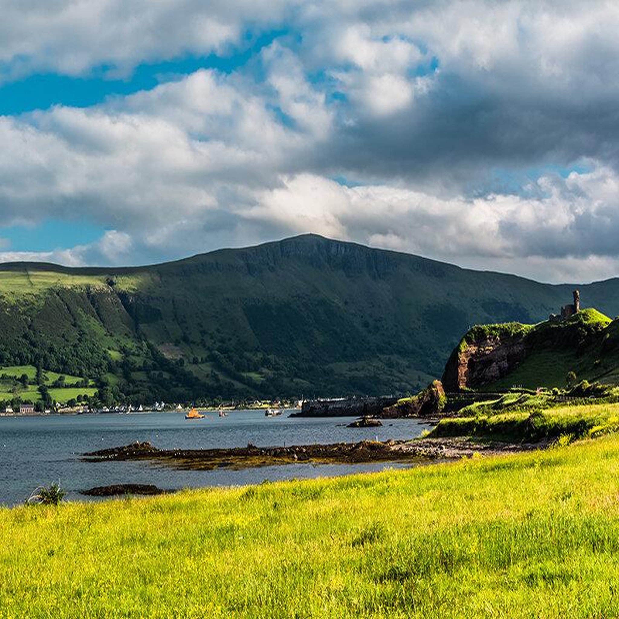 Voir la diapositive 3 : Smartbox Escapade en irlande du nord : 2 nuits en b&b ou en maison d'hôtes - coffret cadeau séjour