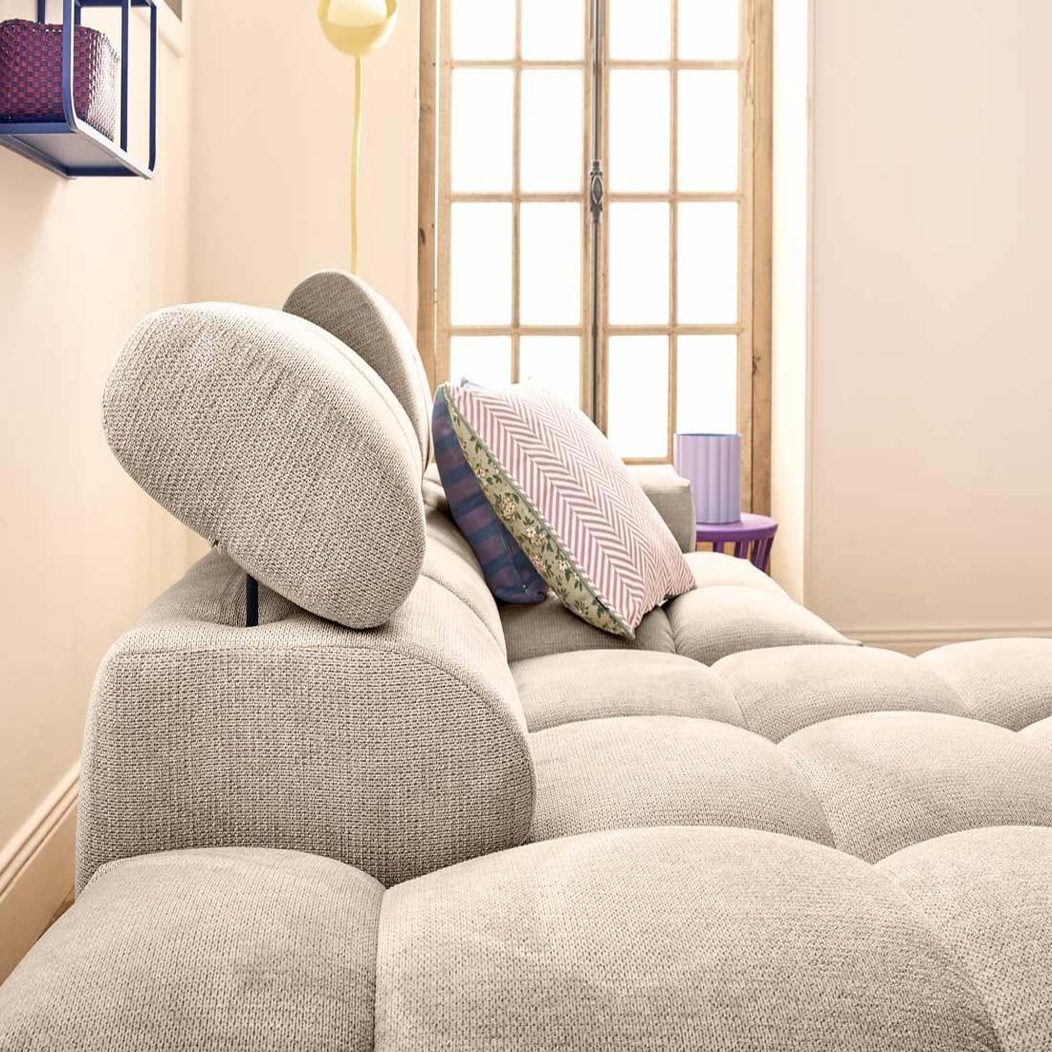 Voir la diapositive 3 : LISA DESIGN Matera - canapé d'angle gauche 4 places avec têtières réglables en tissu texturé