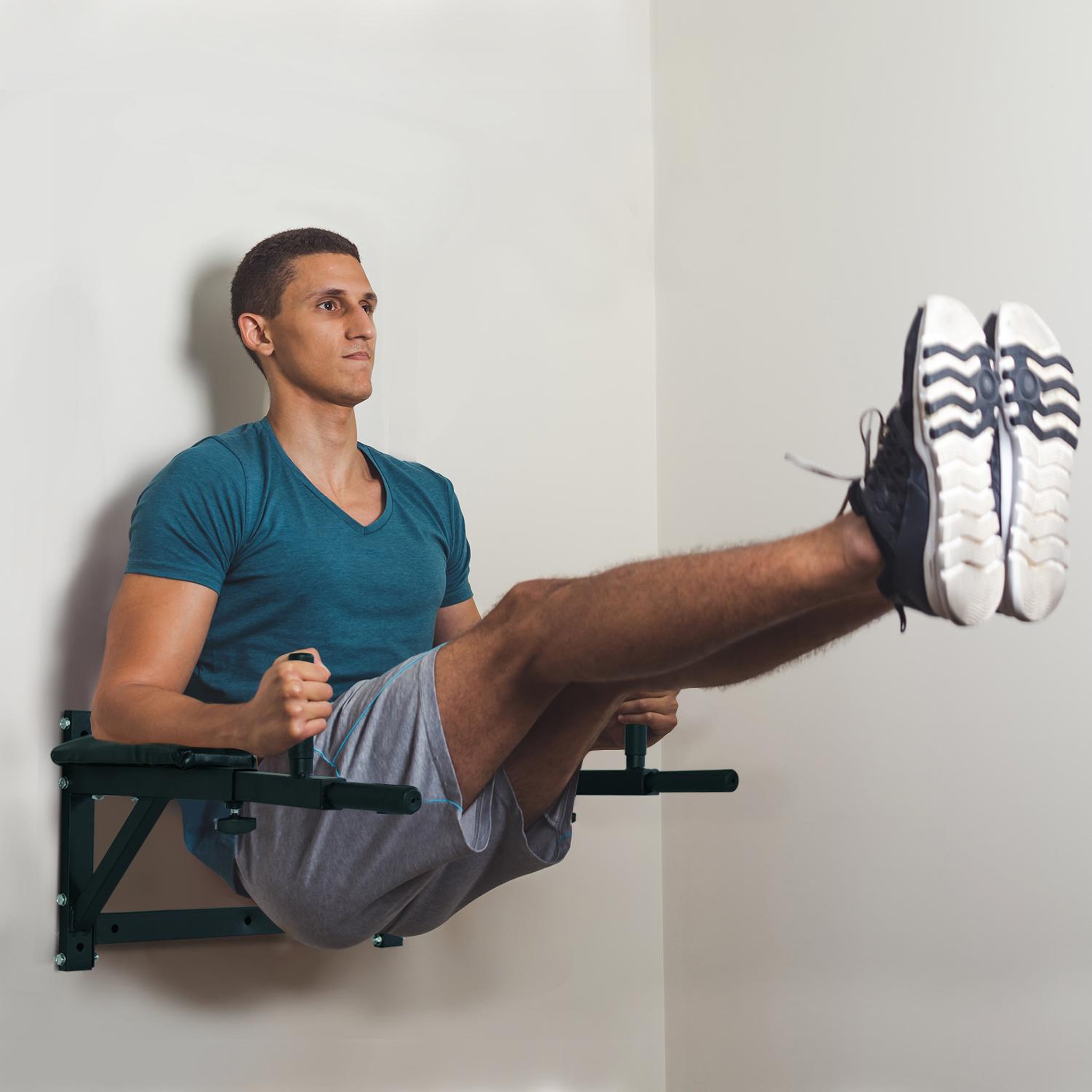 Voir la diapositive 2 : HOMCOM Barre de traction barre de Fitness fixation murale réglable acier 70 x 48 x 53-63 cm noir