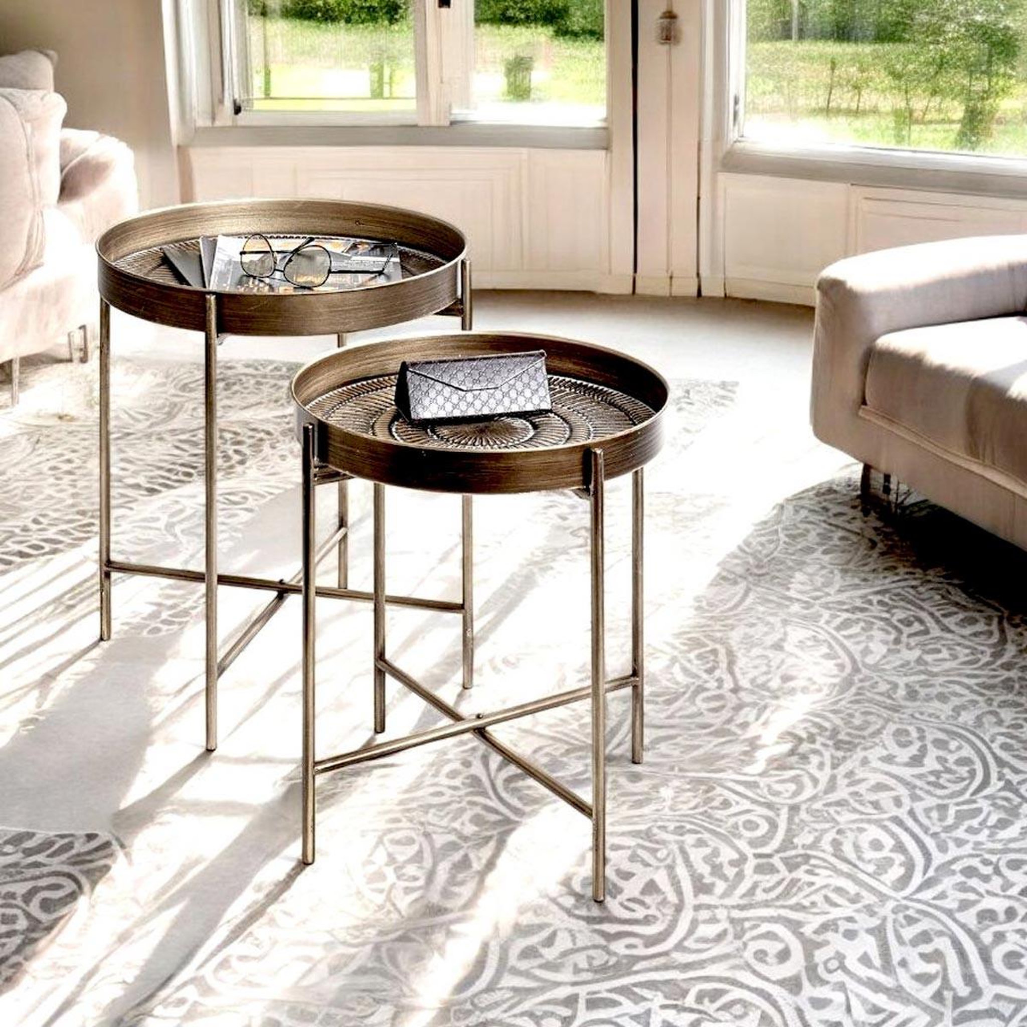 Voir la diapositive 3 : Paris Prix Lot de 2 tables d'appoint  nelia  56cm cuivre