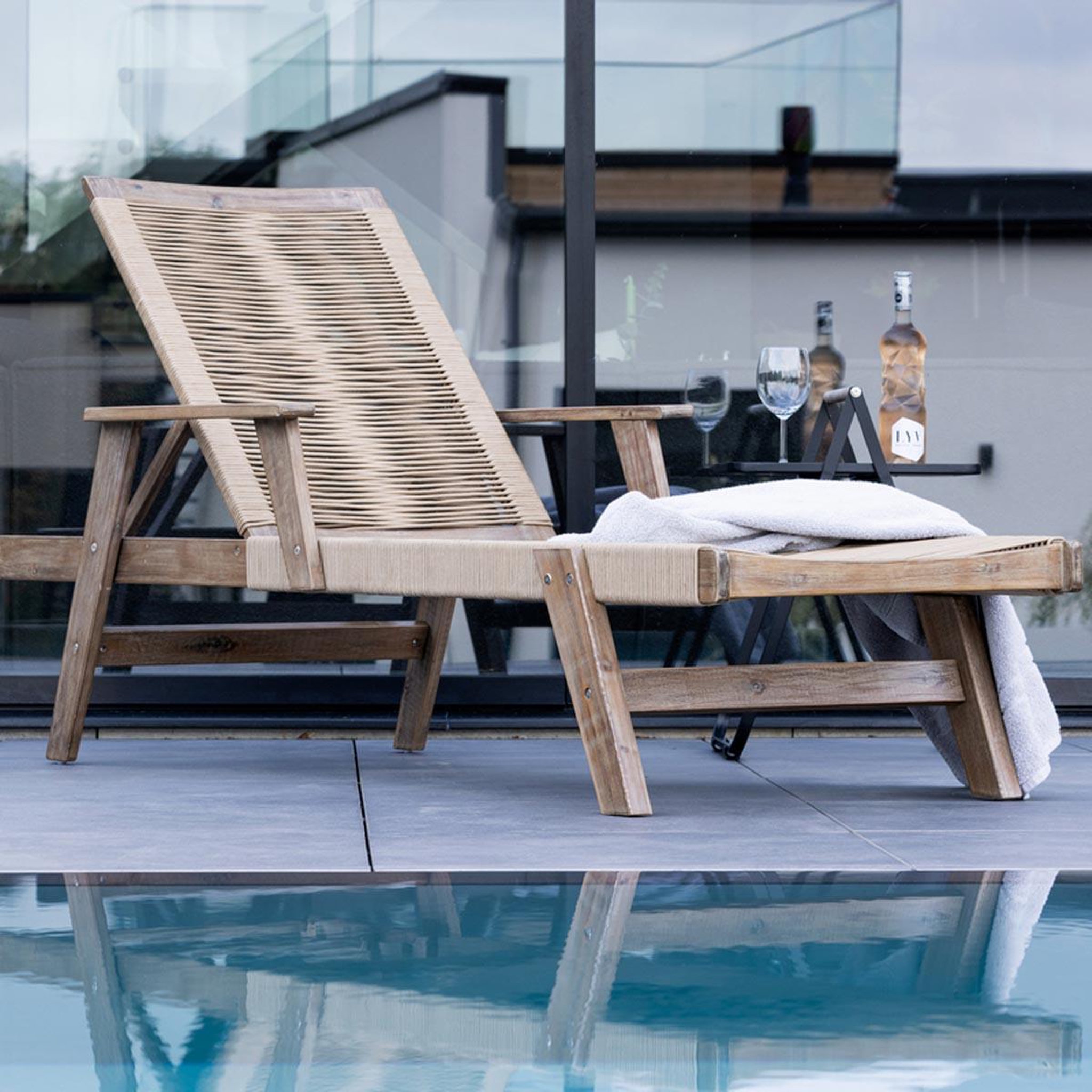Voir la diapositive 6 : Paris Prix Chaise longue en bois  little john  115cm marron