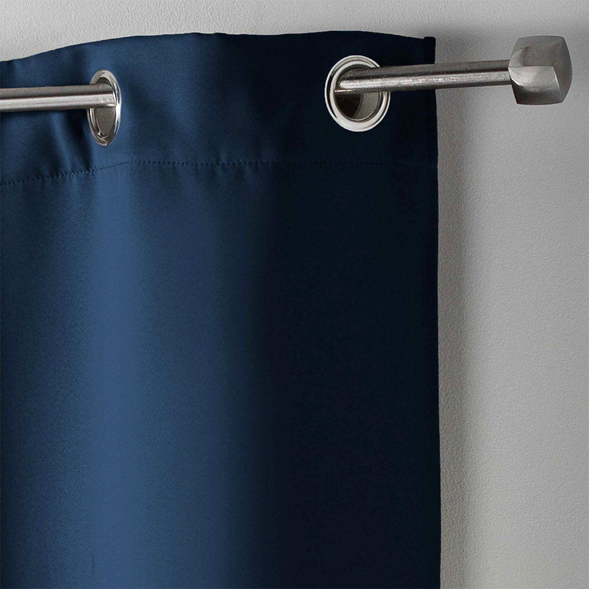 Voir la diapositive 2 : Douceur d'Intérieur Rideau occultant  occult  135x280cm bleu navy