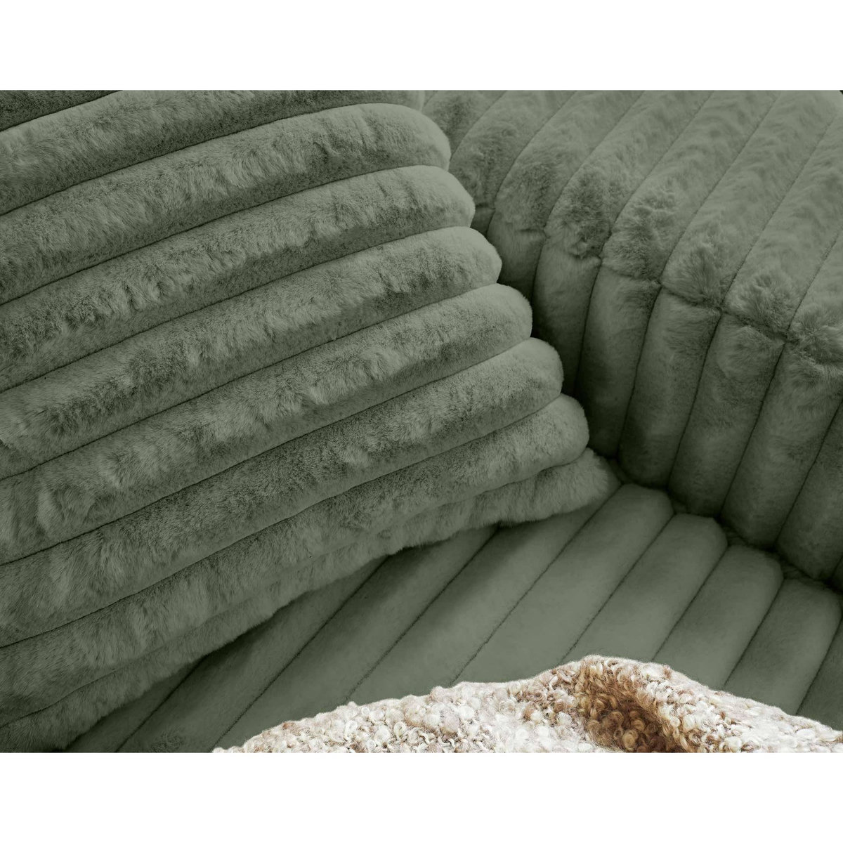 LISA DESIGN Laponie - canapé d'angle droit - 4 places - en fausse fourrure côtelée