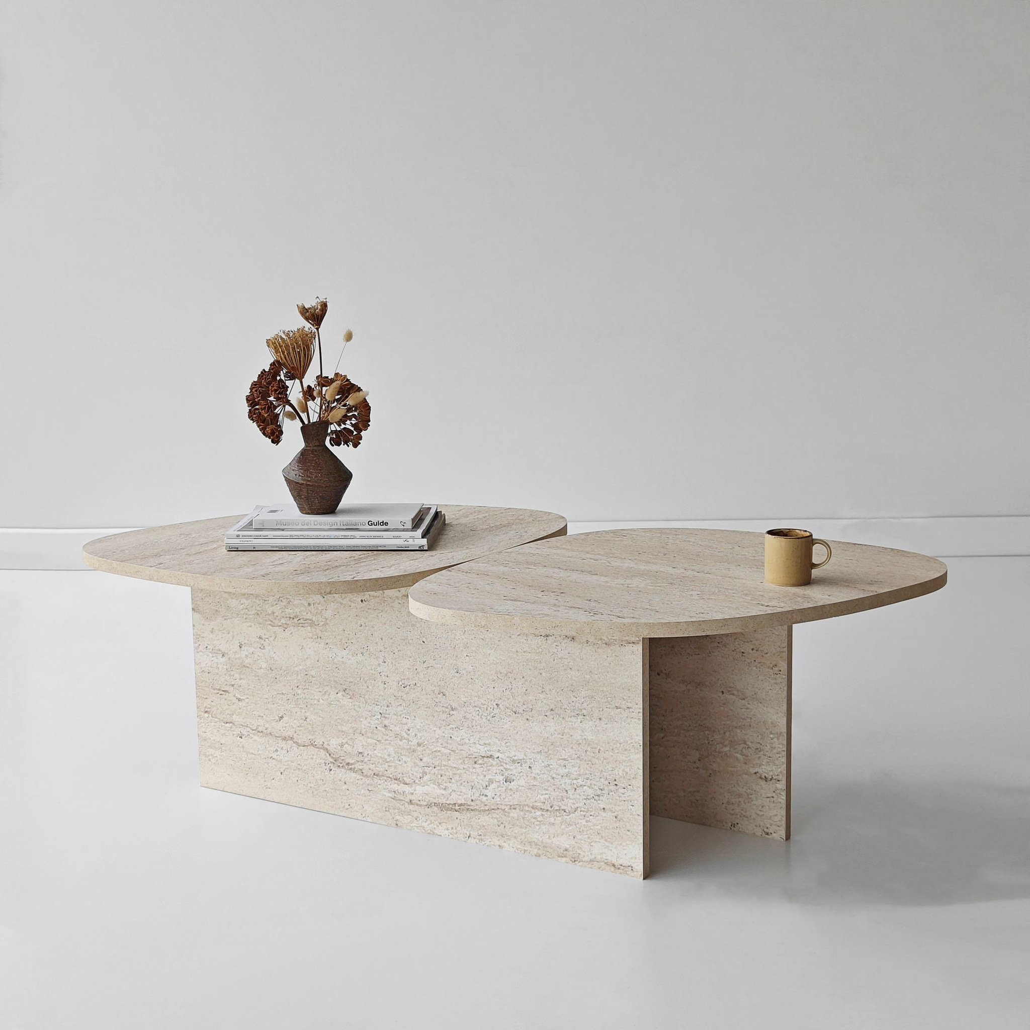Voir la diapositive 3 : Habitat et Jardin Table basse en bois  stones  125 x 60 x 38 cm - travertin