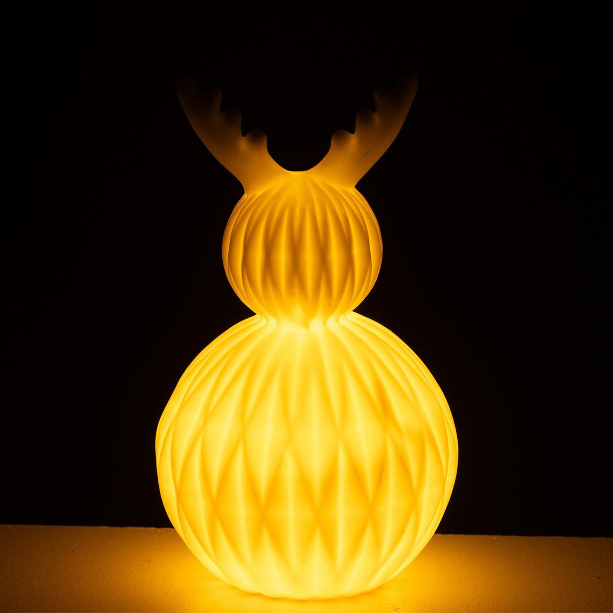 Voir la diapositive 3 : J-LINE Lampe à poser led en porcelaine  renne  23cm blanc