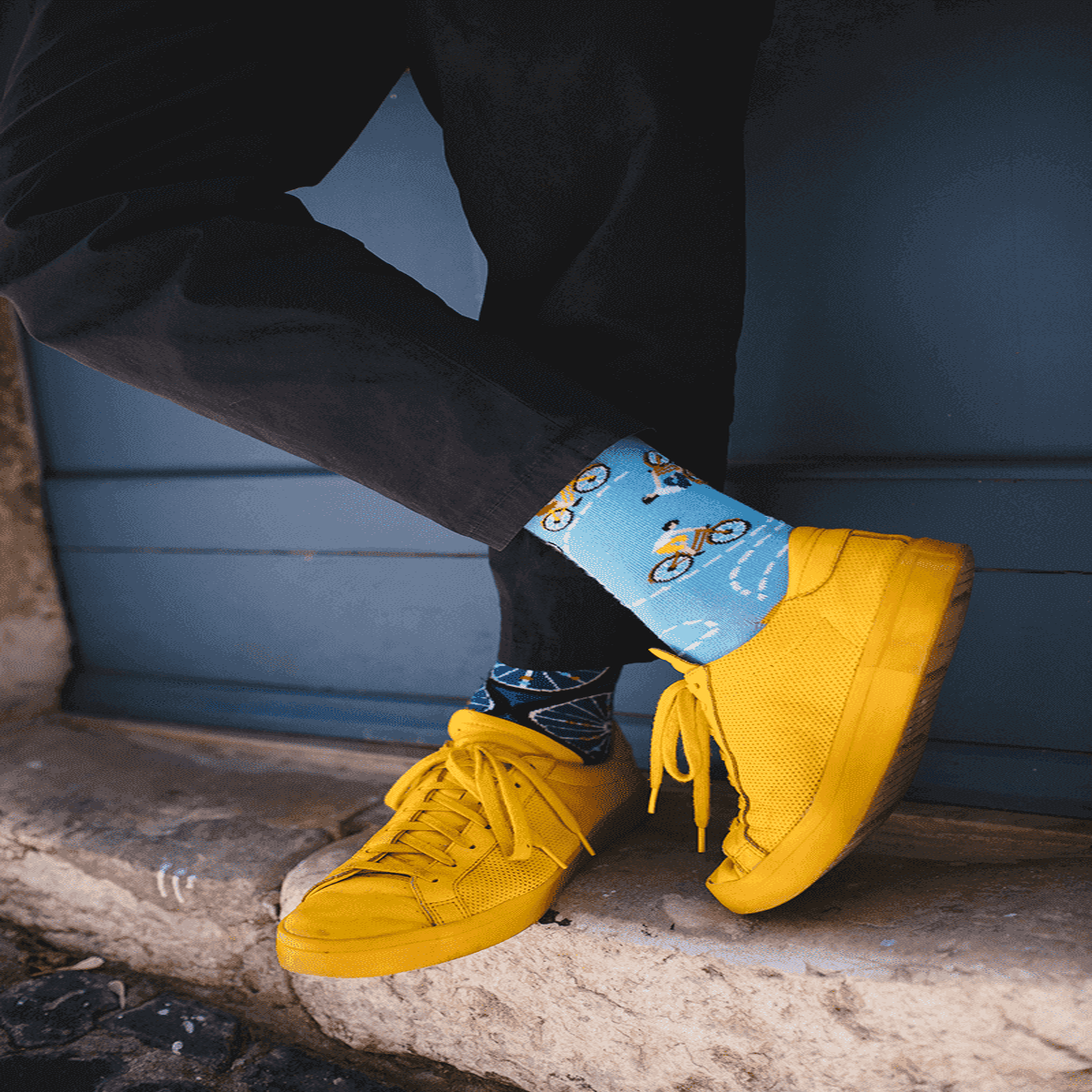 Voir la diapositive 3 : MANY MORNINGS Chaussettes les vélos