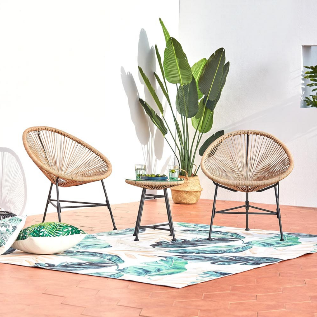 CONCEPT USINE Salon de jardin 2 fauteuils ronds et table basse naturel ACAPULCO