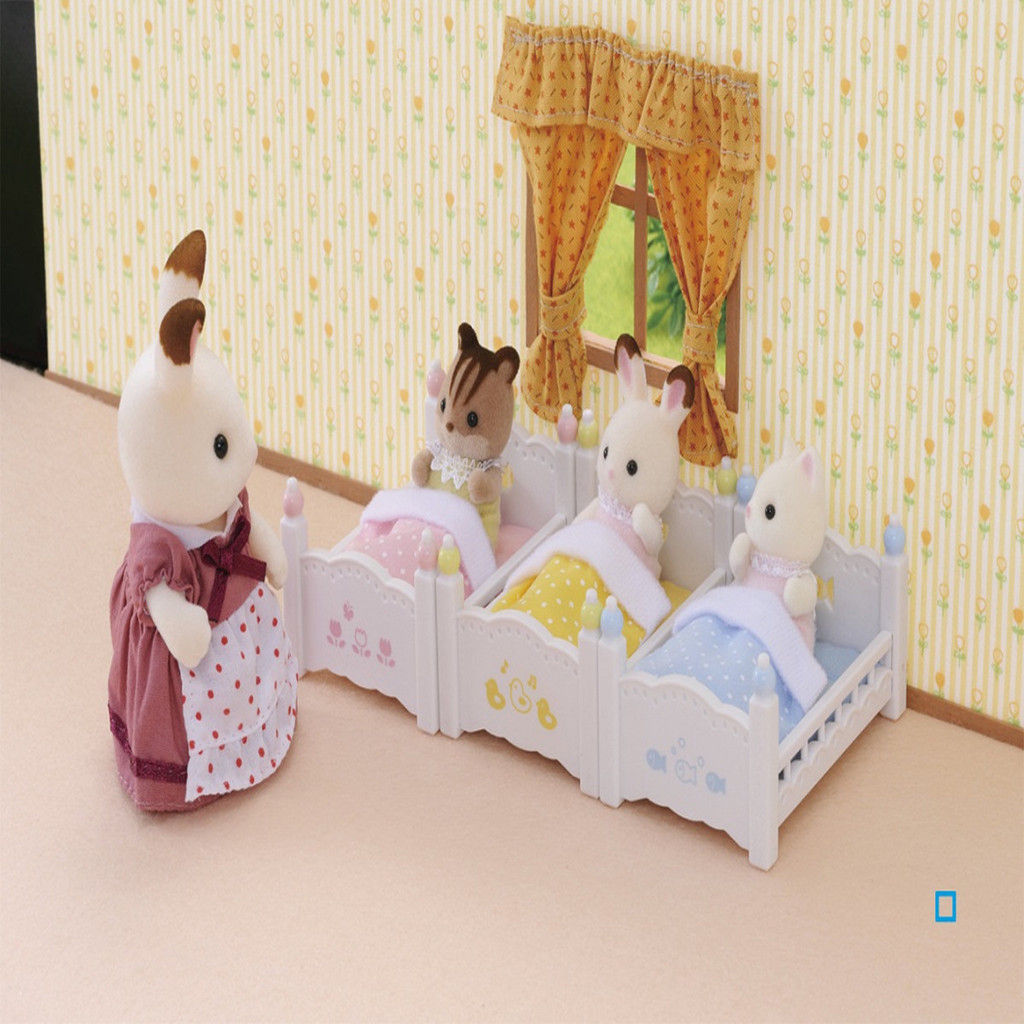 Voir la diapositive 6 : Epoch d'Enfance 4448 Lits Superposés à 3 Couchettes Bébés Sylvanian