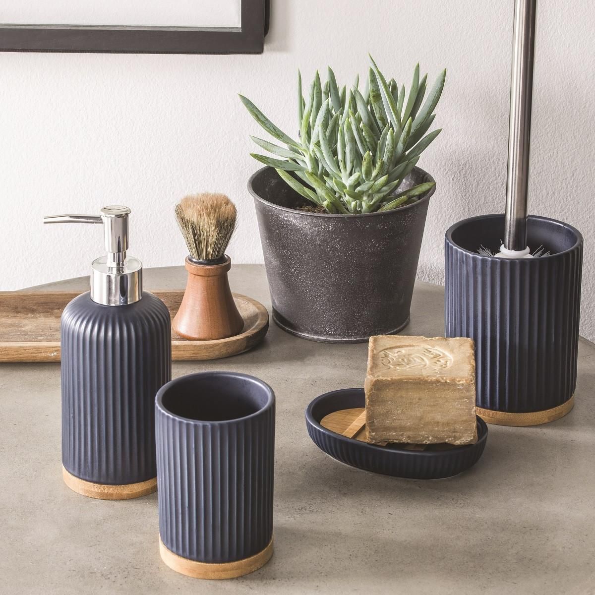 GUY LEVASSEUR Distributeur de savon strié en céramique SMART