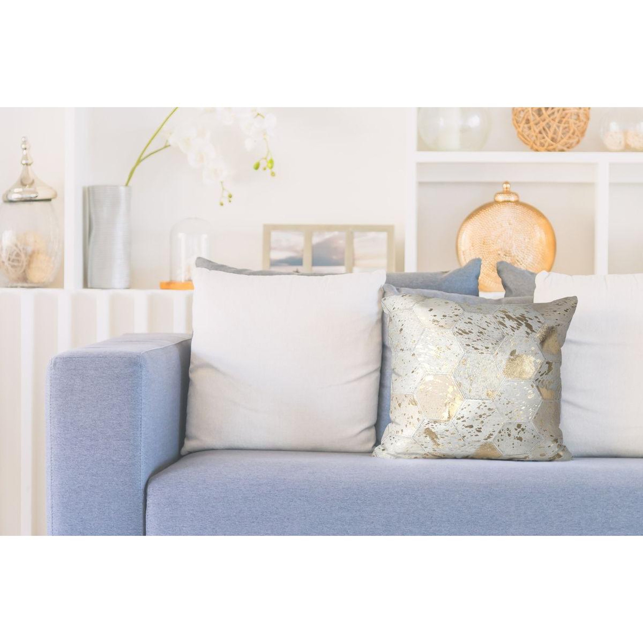 Voir la diapositive 3 : Paris Prix Coussin Déco en Cuir  Spark  45x45cm Ivoire & Or