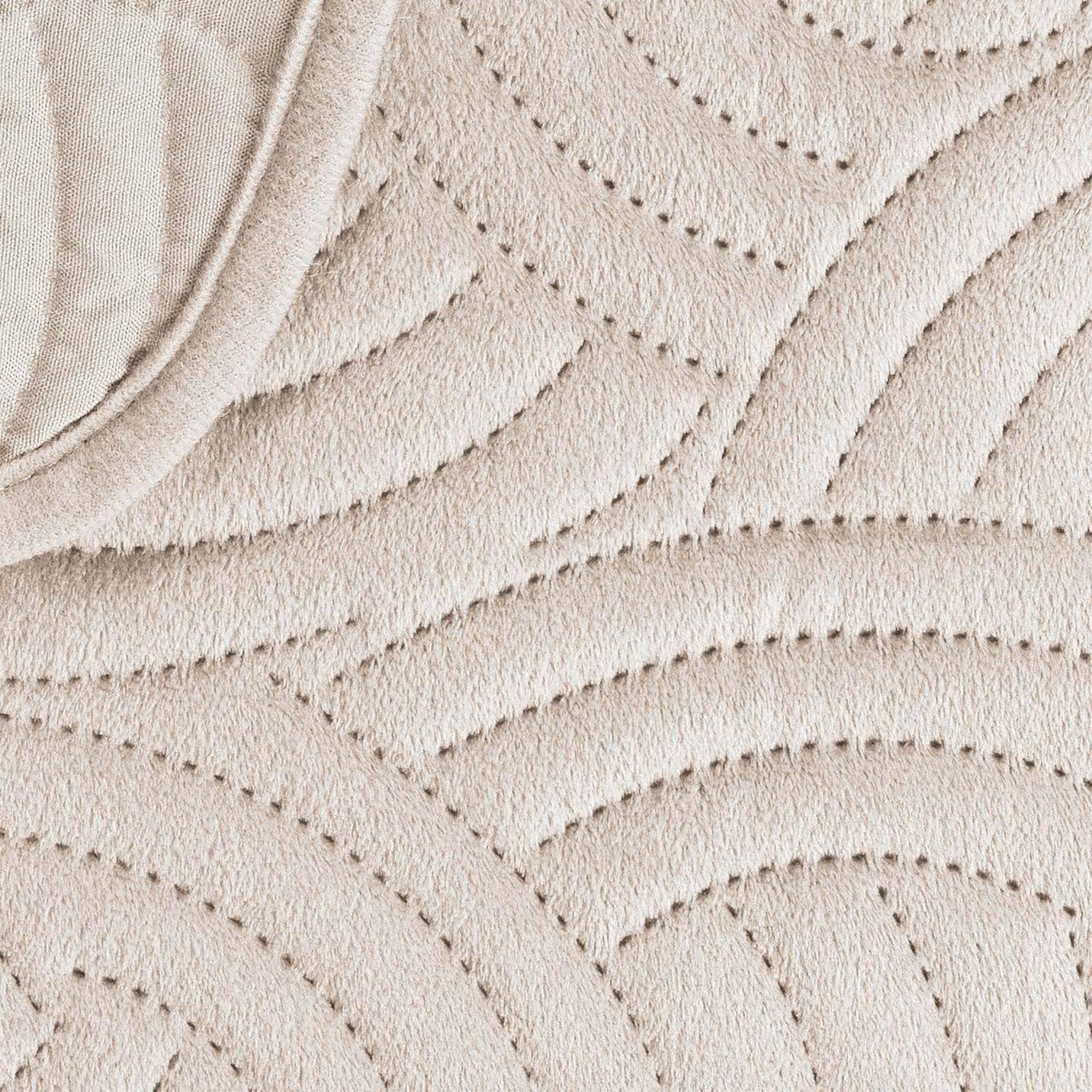 Voir la diapositive 5 : Douceur d'Intérieur Couvre-lit & 2 housses de coussin  solange  220x240cm naturel