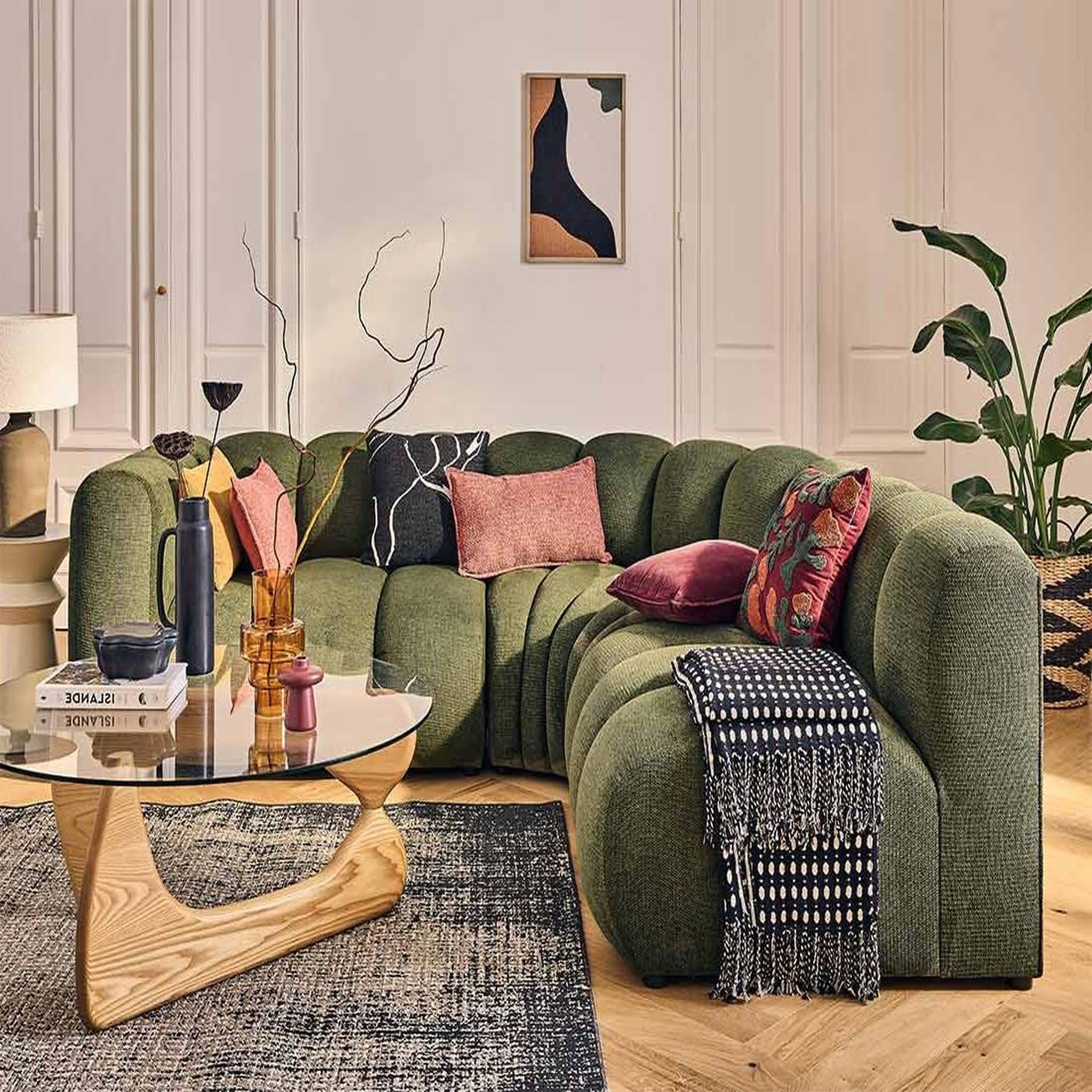 LISA DESIGN Debbie - canapé modulable d'angle droit 4 places avec accoudoir en tissu texturé. Coloris disponibles : Rose, Noir, Gris, Vert, Marron, Orange, Bleu, Beige