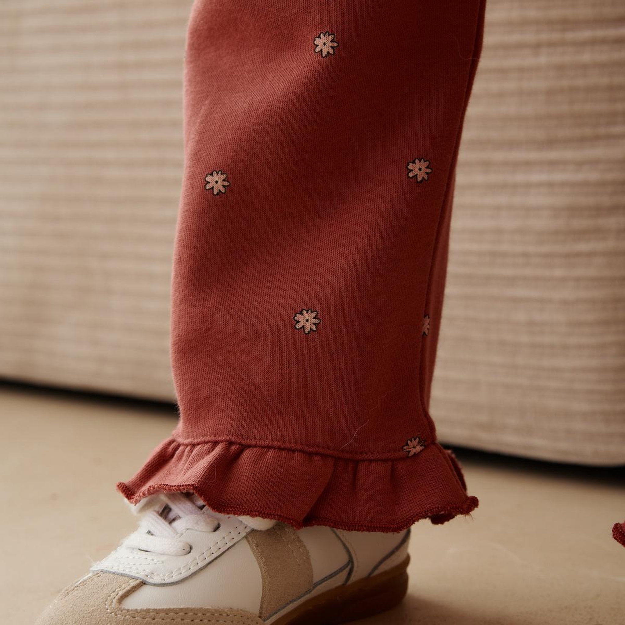 Voir la diapositive 5 : PETIT BEGUIN Pantalon bébé en molleton harmony