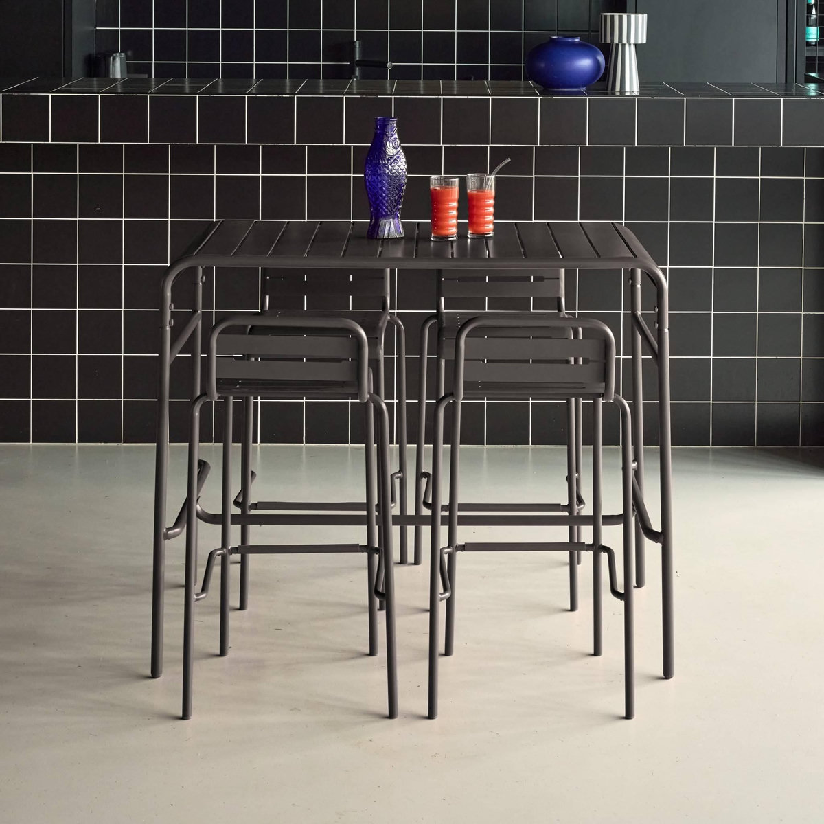 SWEEEK Table haute de jardin AMELIA, 4 chaises hautes en acier, 120 x 70cm x 95cm