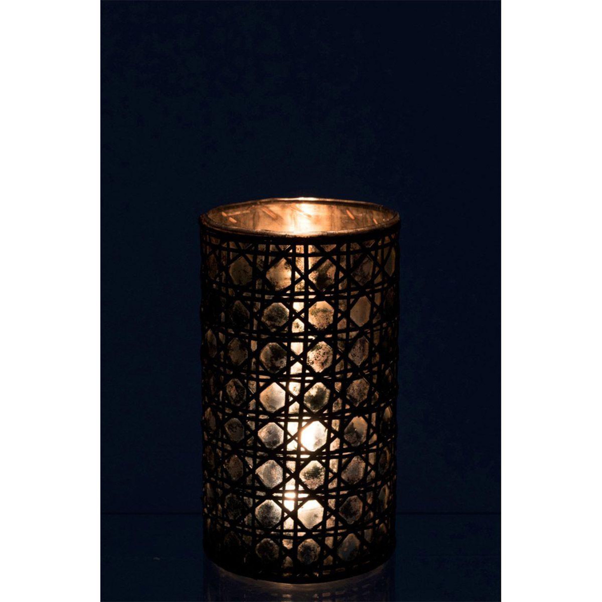 Voir la diapositive 3 : J-LINE Photophore design rotin & verre  hal  25cm naturel