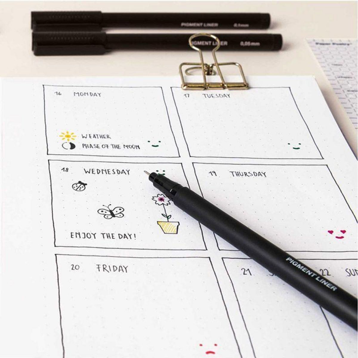 RICO DESIGN Feutre pigmenté noir 0,2 mm