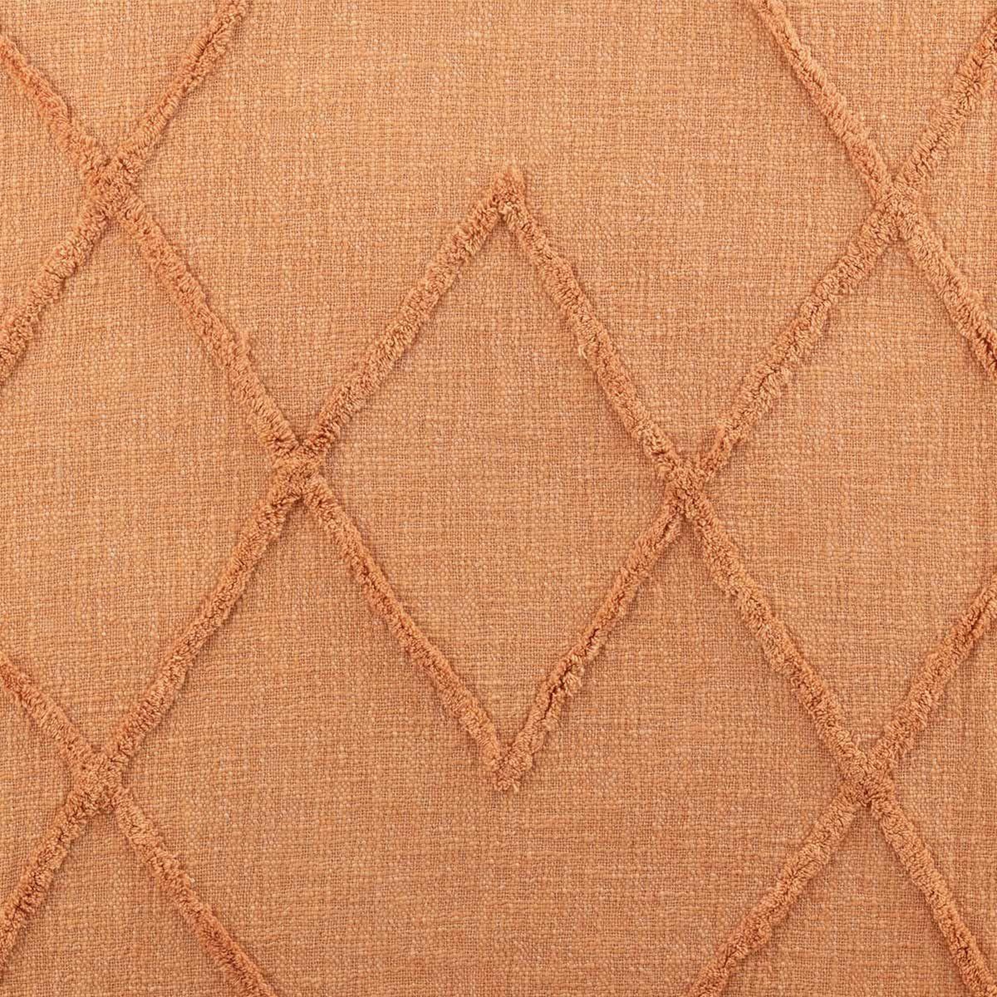 Voir la diapositive 3 : J-LINE Jeté de lit pompons  amalia  56x190cm corail