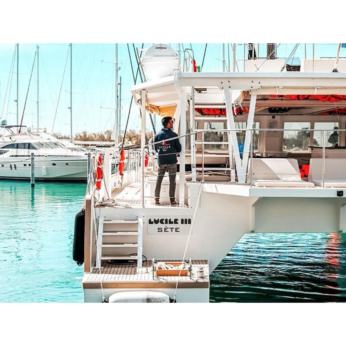 Smartbox Sortie en catamaran de 2h pour 2 personnes en Camargue - Coffret Cadeau Sport & Aventure