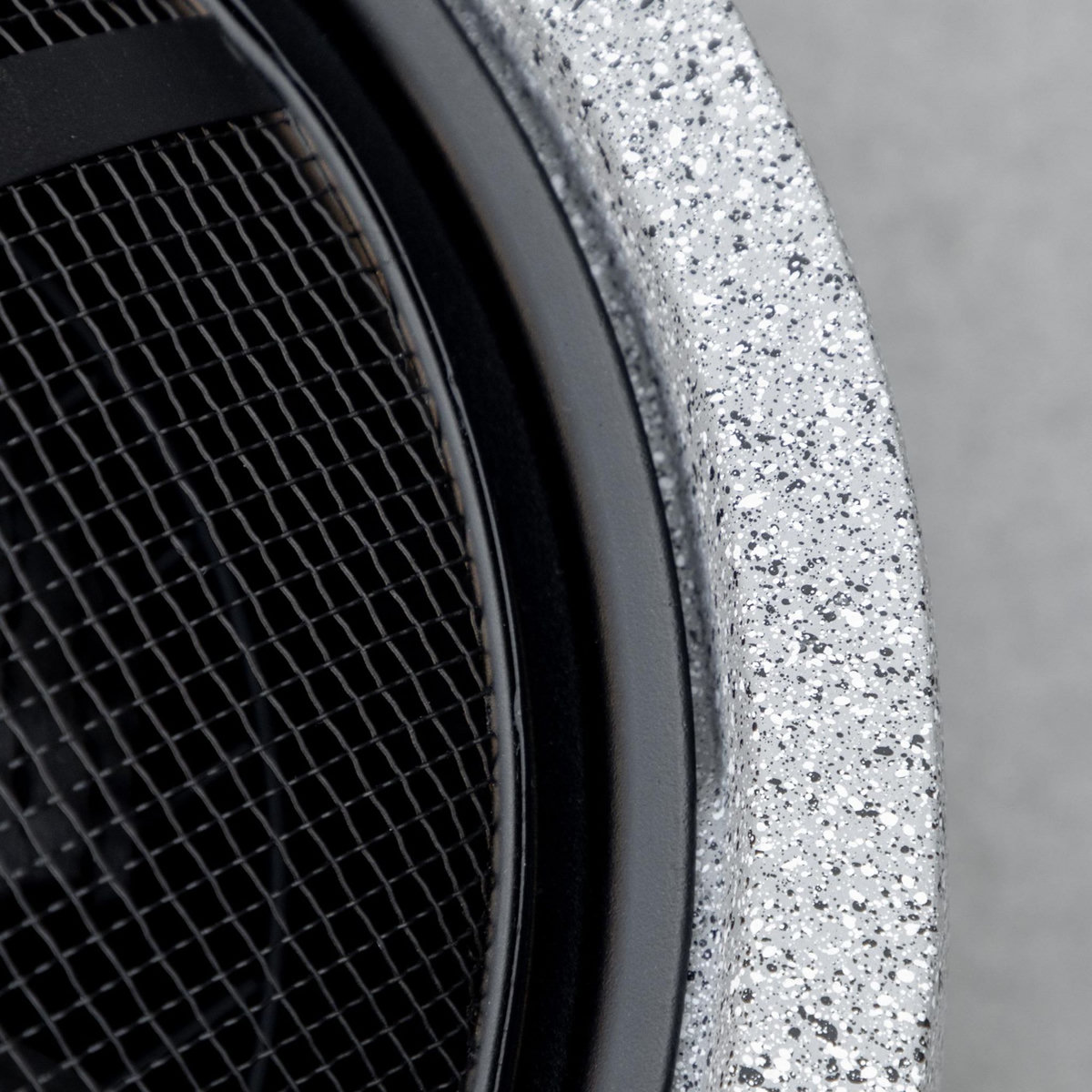 OUTSUNNY Brasero design cheminée foyer extérieur dim. Ø 45 x 34H cm grille couvercle tisonnier métal noir MGO aspect pierre