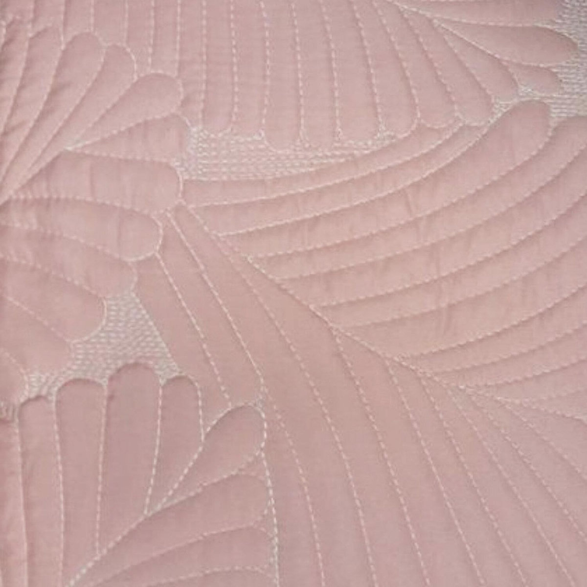 Les Ateliers du Linge Boutis brode 100%polyester filoa