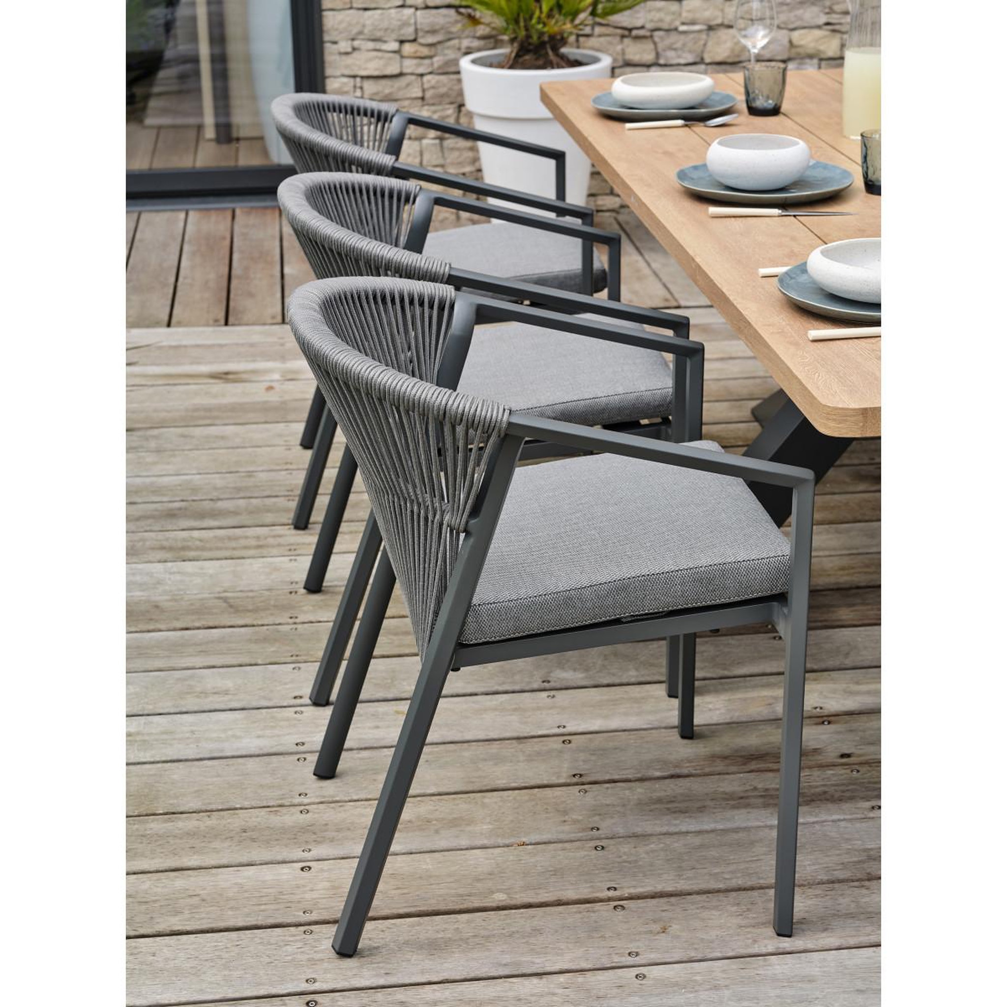 Voir la diapositive 4 : Paris Prix Ensemble Table de Jardin & 6 Fauteuils  Kelia & Gambi  220cm Anthracite