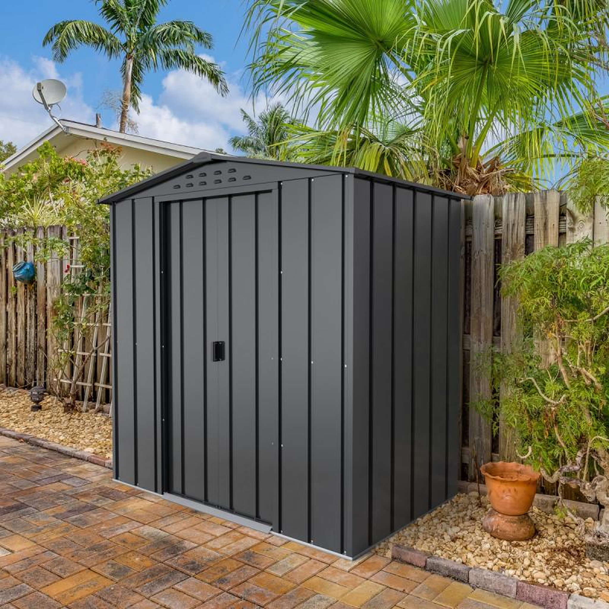 CENTRALE BRICO Abri de jardin métal imitation bois 2,48 m² avec kit d'ancrage - anthracite - grande hauteur