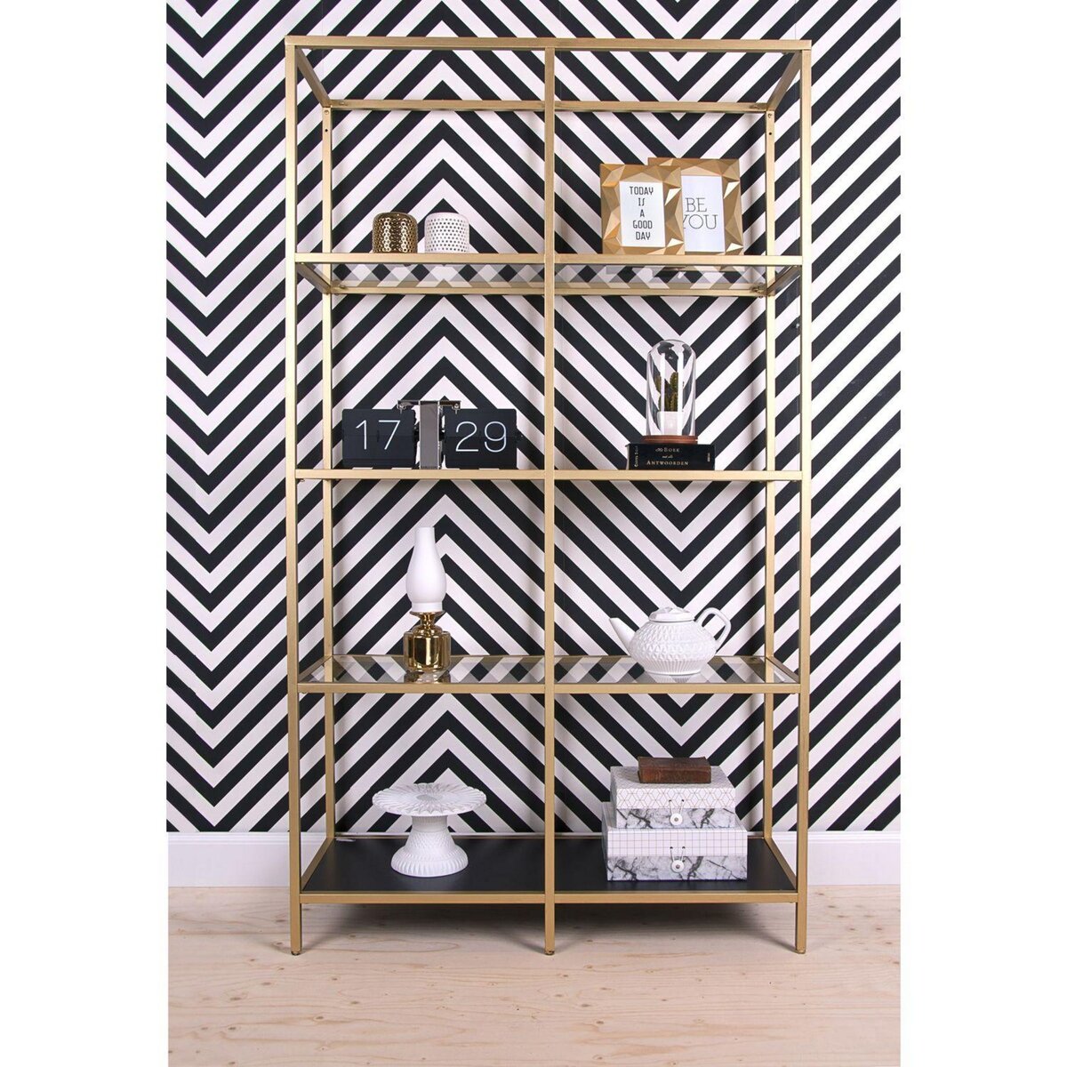 Karlsson Horloge à poser design vintage No Case