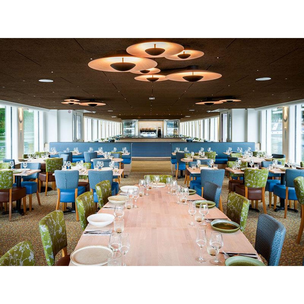 Smartbox 2h de croisière sur la Seine avec dîner à bord du Capitaine Fracasse le vendredi - Coffret Cadeau Gastronomie