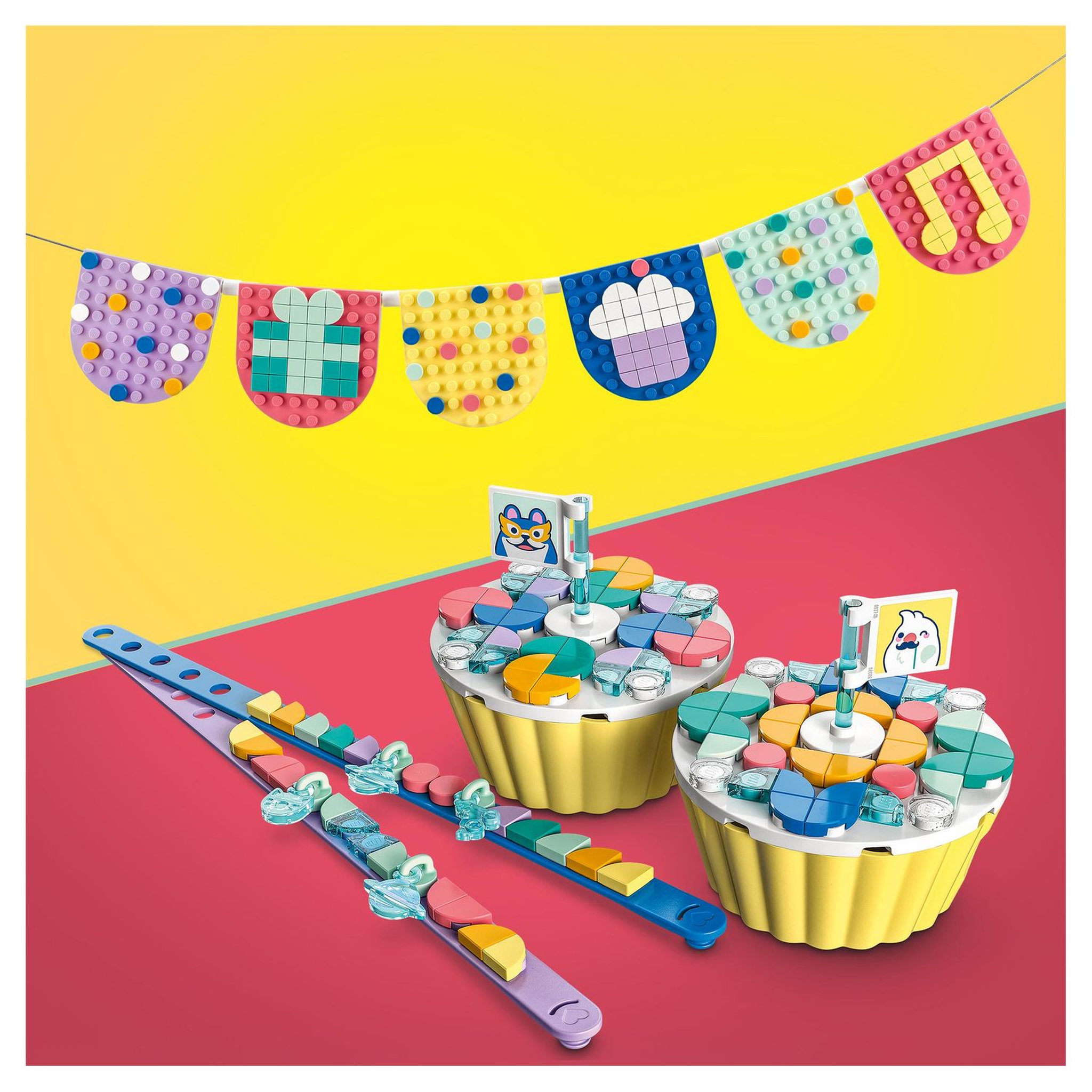 Voir la diapositive 6 : LEGO DOTS 41806 Le kit de fête ultime, eux Anniversaire, Cadeau pour Sachets de Fête, avec Cupcakes, Jouets Bracelets et Guirlandes, Décoration