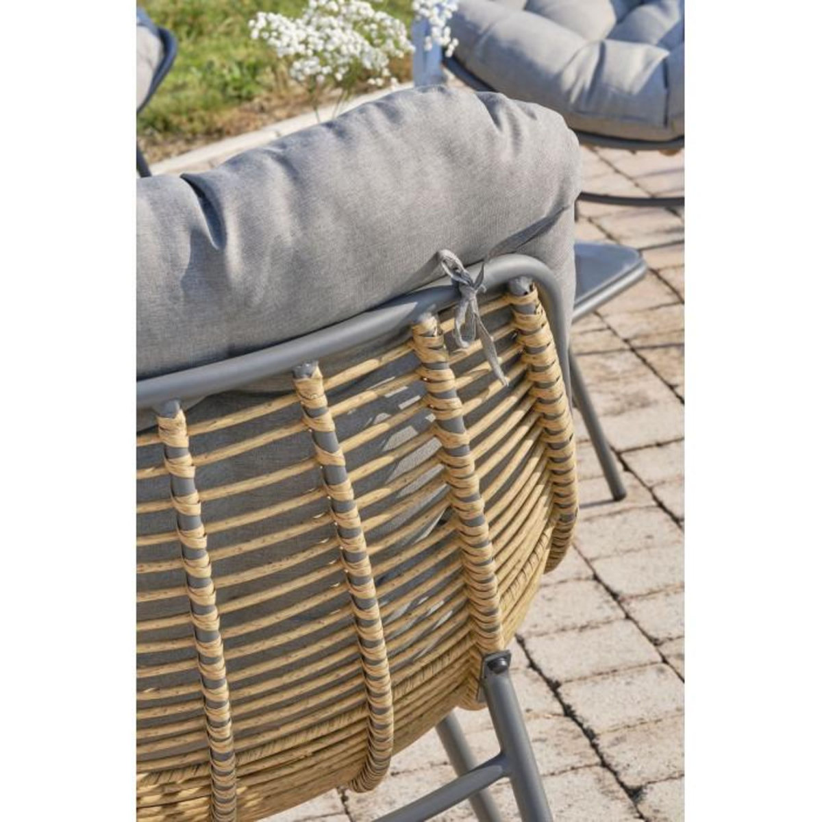 Paris Prix Salon de Jardin 4 Places en Résine Tressée  Tulum  150cm Marron