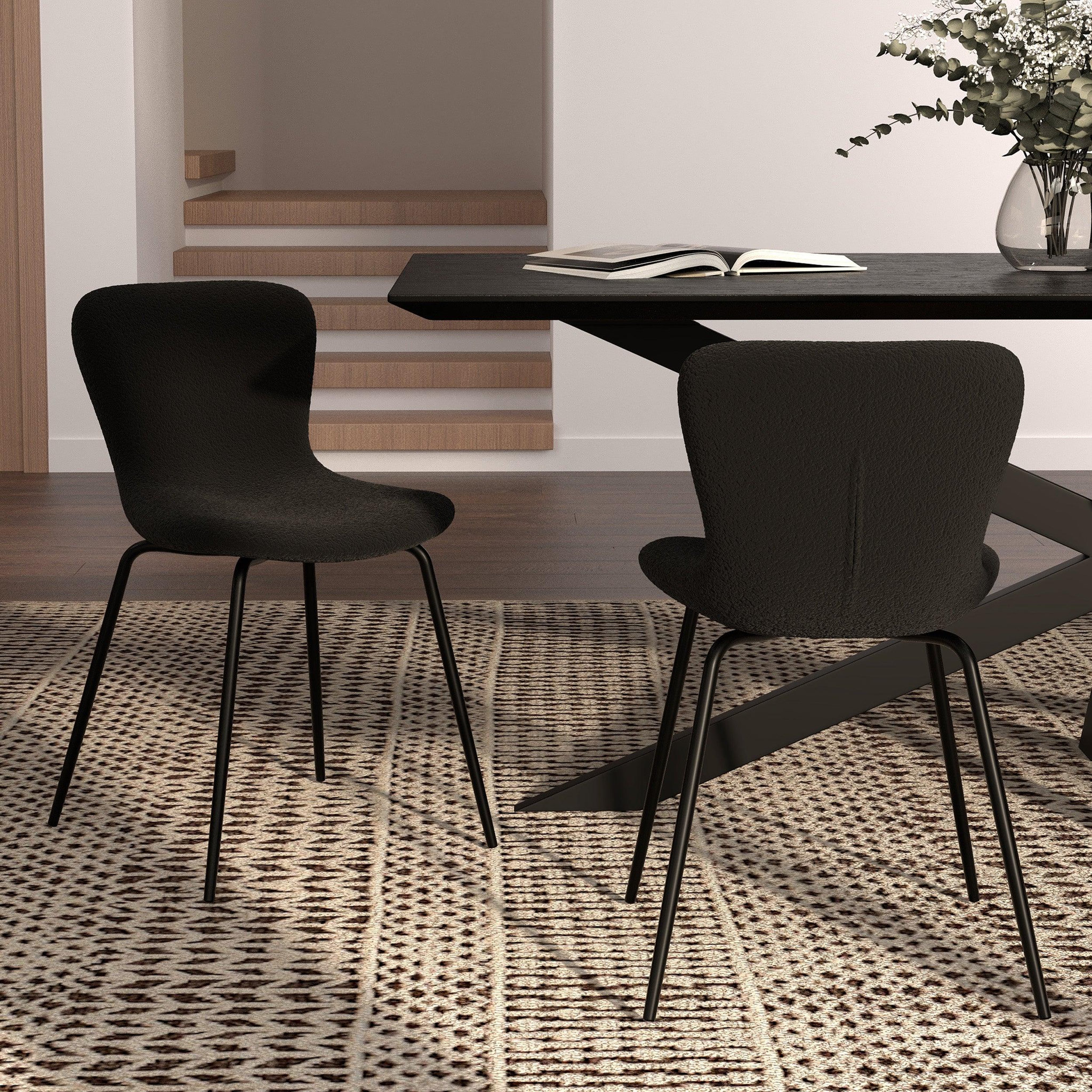 Voir la diapositive 2 : MAISON PAVANE Lot de 2 chaises effet laine bouclette noire et pieds en métal-koko