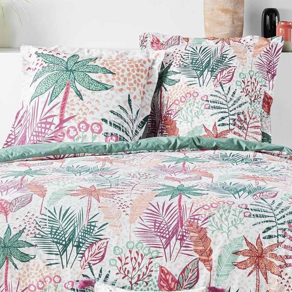 Douceur d'Intérieur Housse de couette 260x240 + 2 taies Silveria coton 57 fils