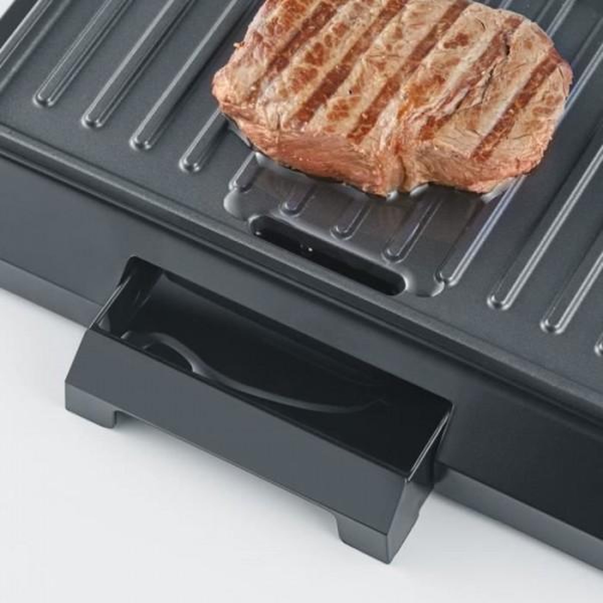 Voir la diapositive 2 : SEVERIN Barbecue Electrique - Grillade SEVERIN - Grill Electrique KG2394 - Surface cuisson 23x14,5cm - Plaques anti-adhésives - 800W