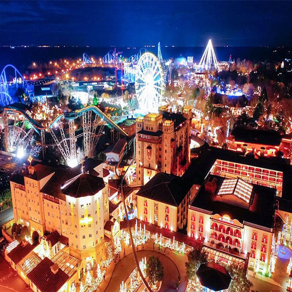 Smartbox Europa-Park 2026 en famille : 2 entrées adultes et 2 entrées enfants pour deux jours en basse saison - Coffret Cadeau Sport & Aventure