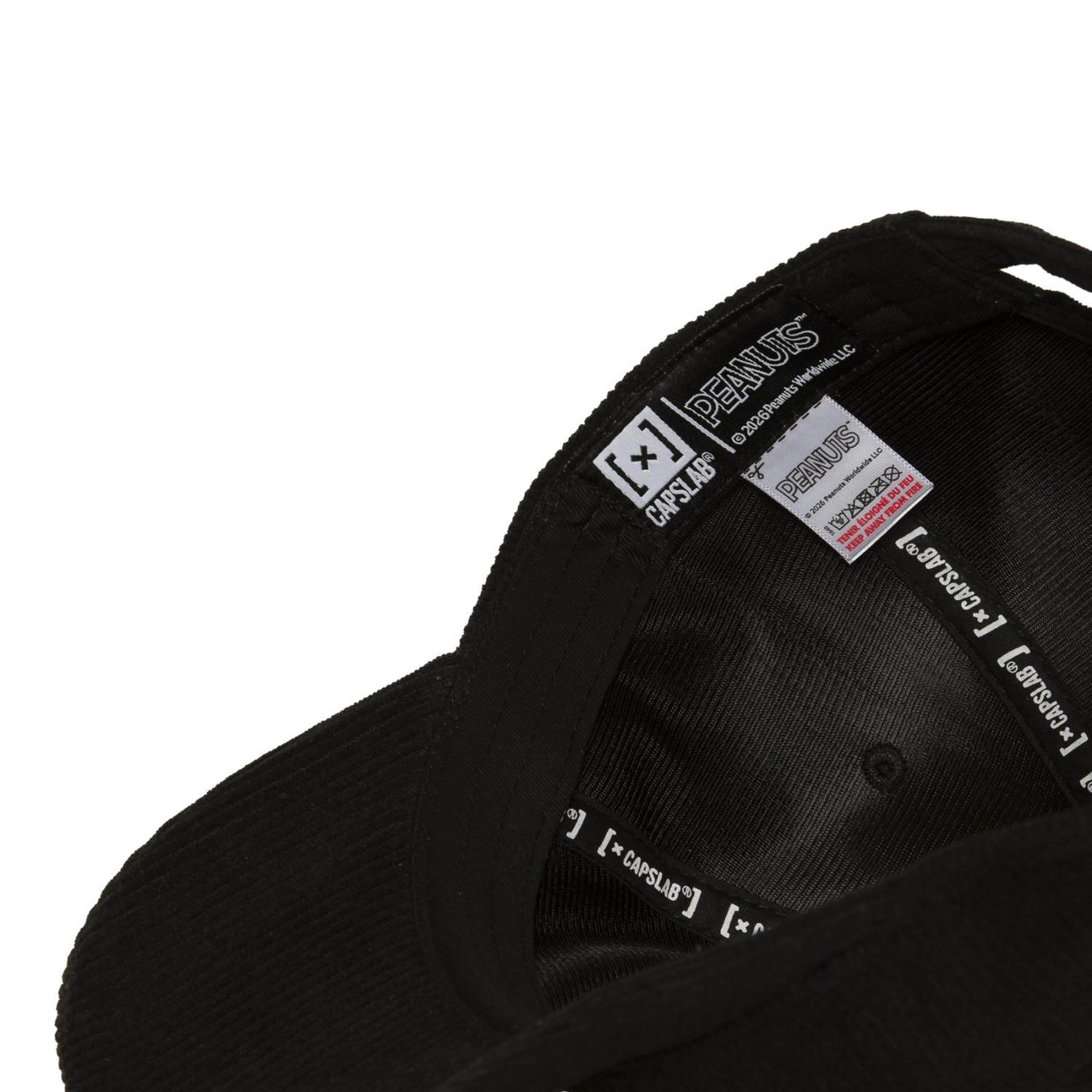 Voir la diapositive 6 : CAPSLAB Casquette Dad cap velours avec broderie Peanuts Records