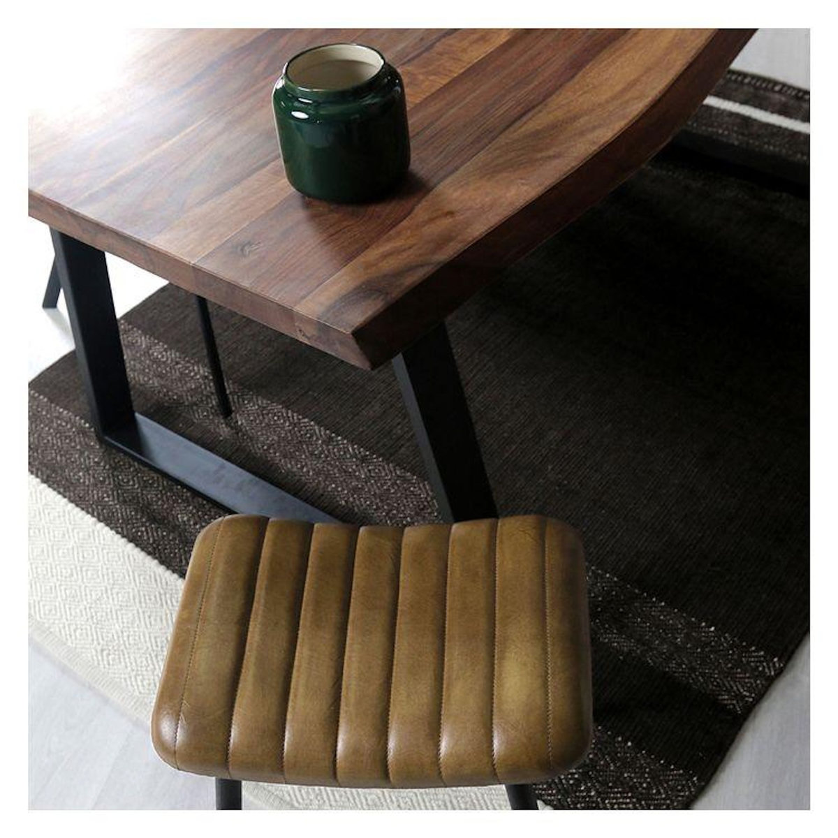 Rendez vous déco Tabouret en cuir camel matelassé-Bidar