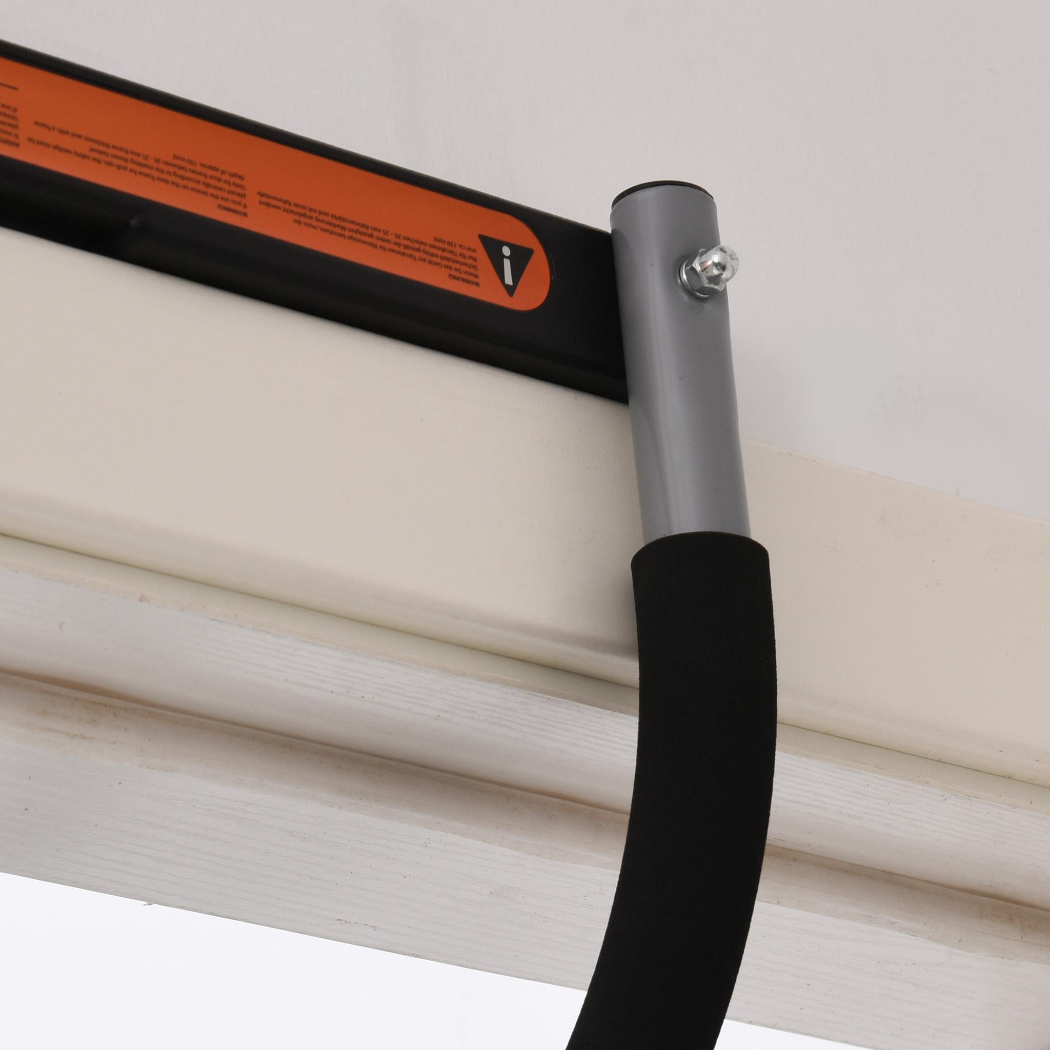Voir la diapositive 5 : HOMCOM Barre de traction - barre de porte - pull up bar - barre d'étirement musculation pour cadres de porte - acier gris