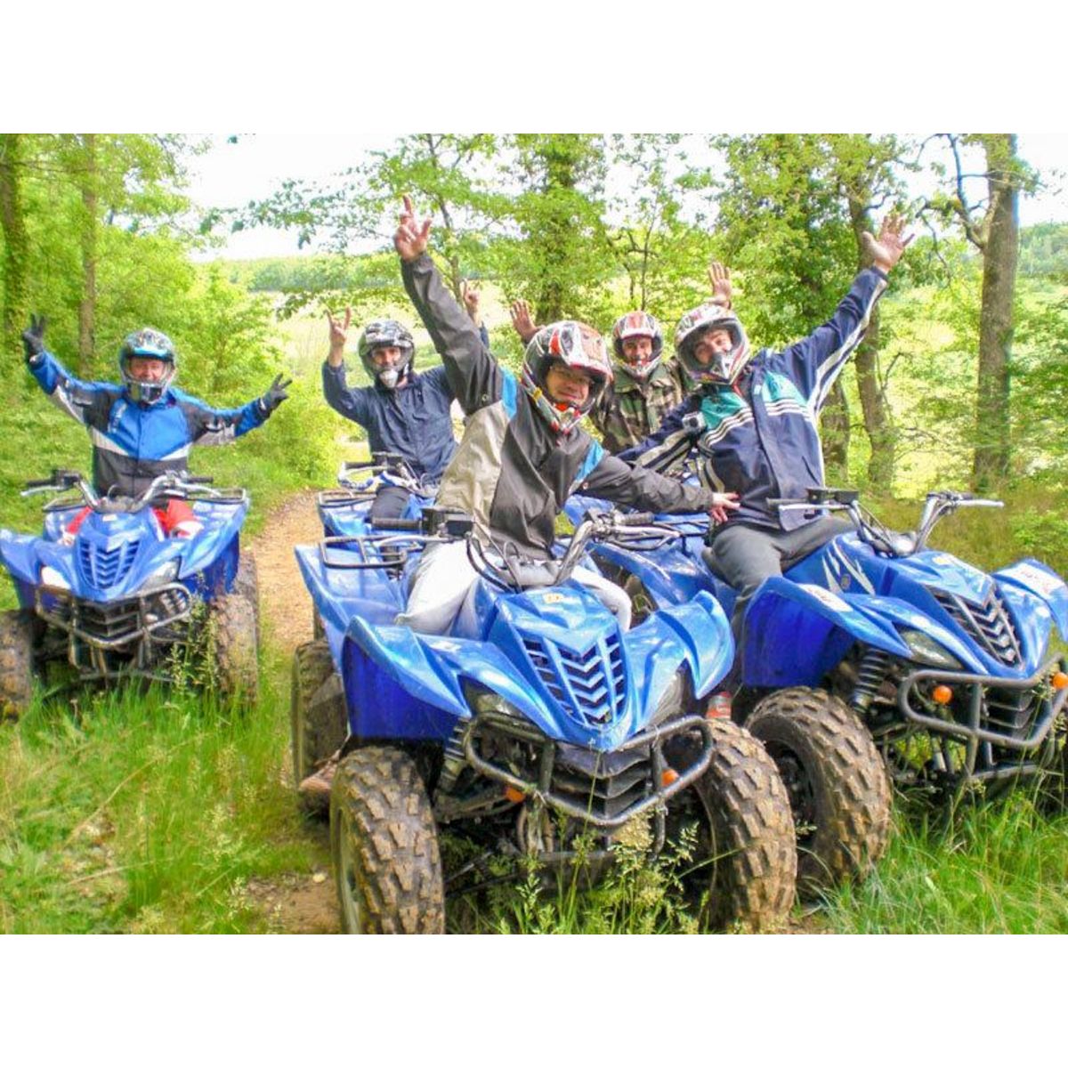 Smartbox Demi-journée d'excursion en quad à la découverte des joyaux de la région de Thoiry - Coffret Cadeau Sport & Aventure