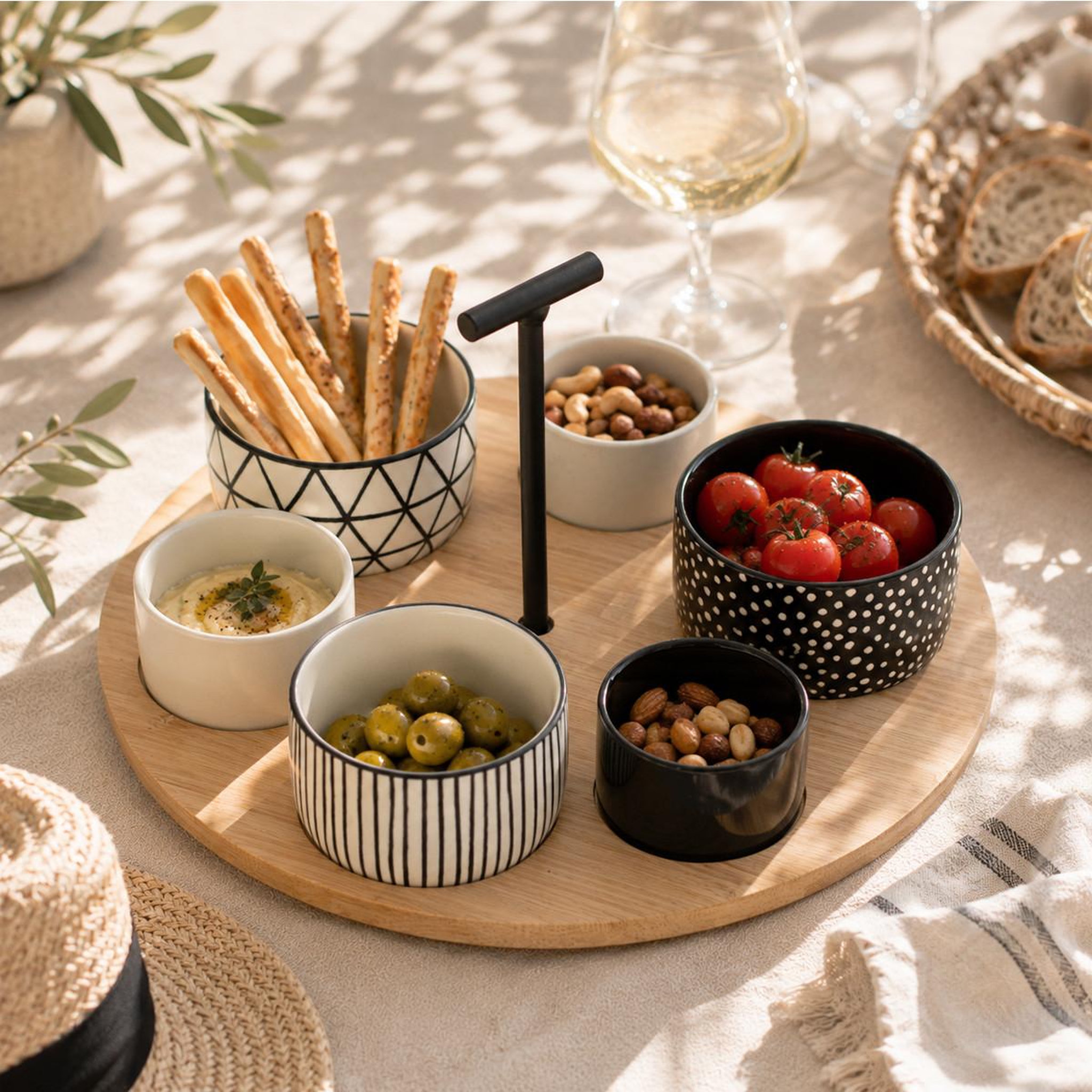Voir la diapositive 4 : J-LINE Service apéritif 7 pièces  avery  29cm noir & blanc
