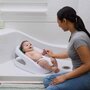 Voir la diapositive 4 : MARKET24 Transat - Anneau INGENUITY  de bain bébé fille antidérapant, de 0 a 6 mois ou 9kg, transat perforé pour laisser couler l'eau, Vert