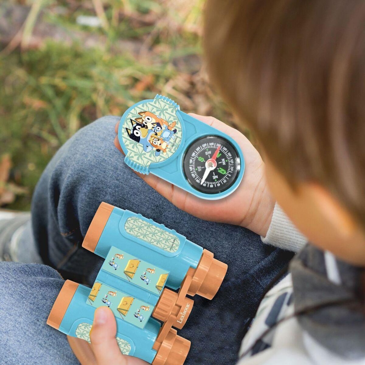 Lexibook Kit d'aventurier Bluey avec Talkie-Walkies portée 120m, jumelles et boussole
