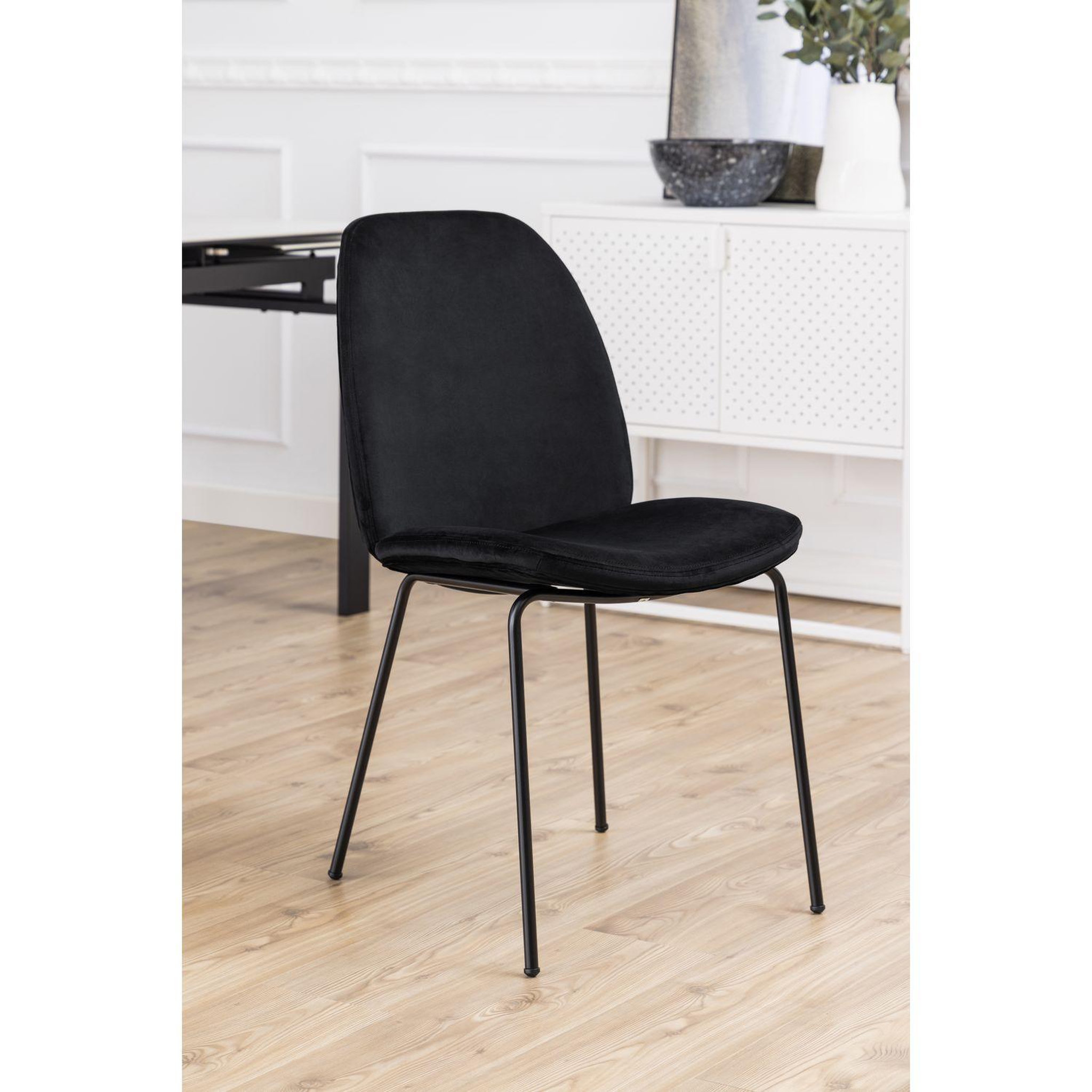 Voir la diapositive 2 : TOILINUX Lot de 2 chaises billie en velours et métal - noir