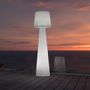 Voir la diapositive 6 : Lumisky Lampadaire ext filaire LADY Blanc Polyéthylène H150CM