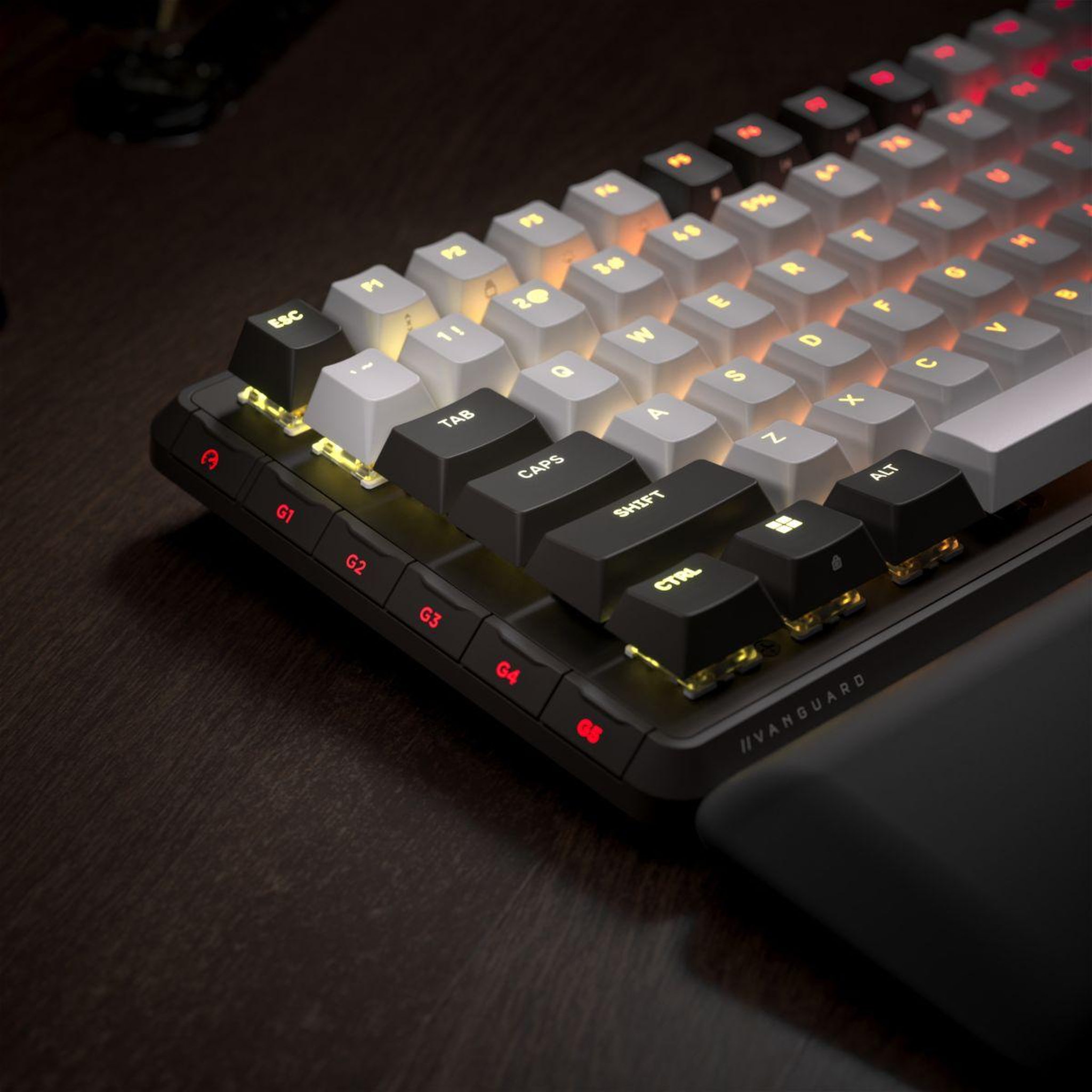 Voir la diapositive 3 : Corsair Clavier gamer vanguard 96 gaming dual tone
