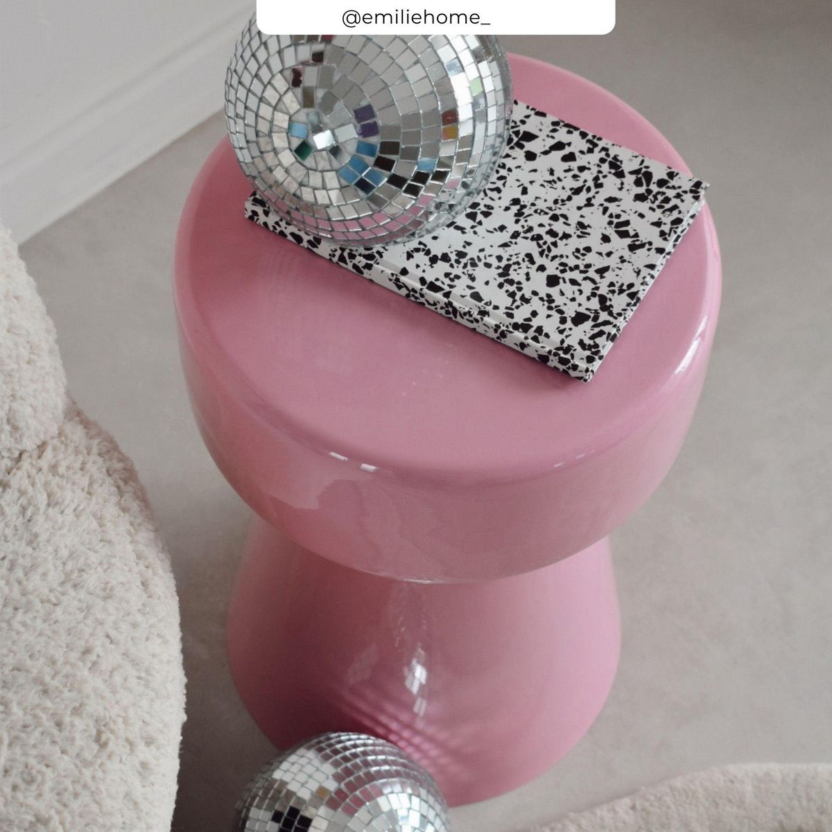 Rendez vous déco Table d'appoint ronde en métal vert kaki D30 cm - Athéna