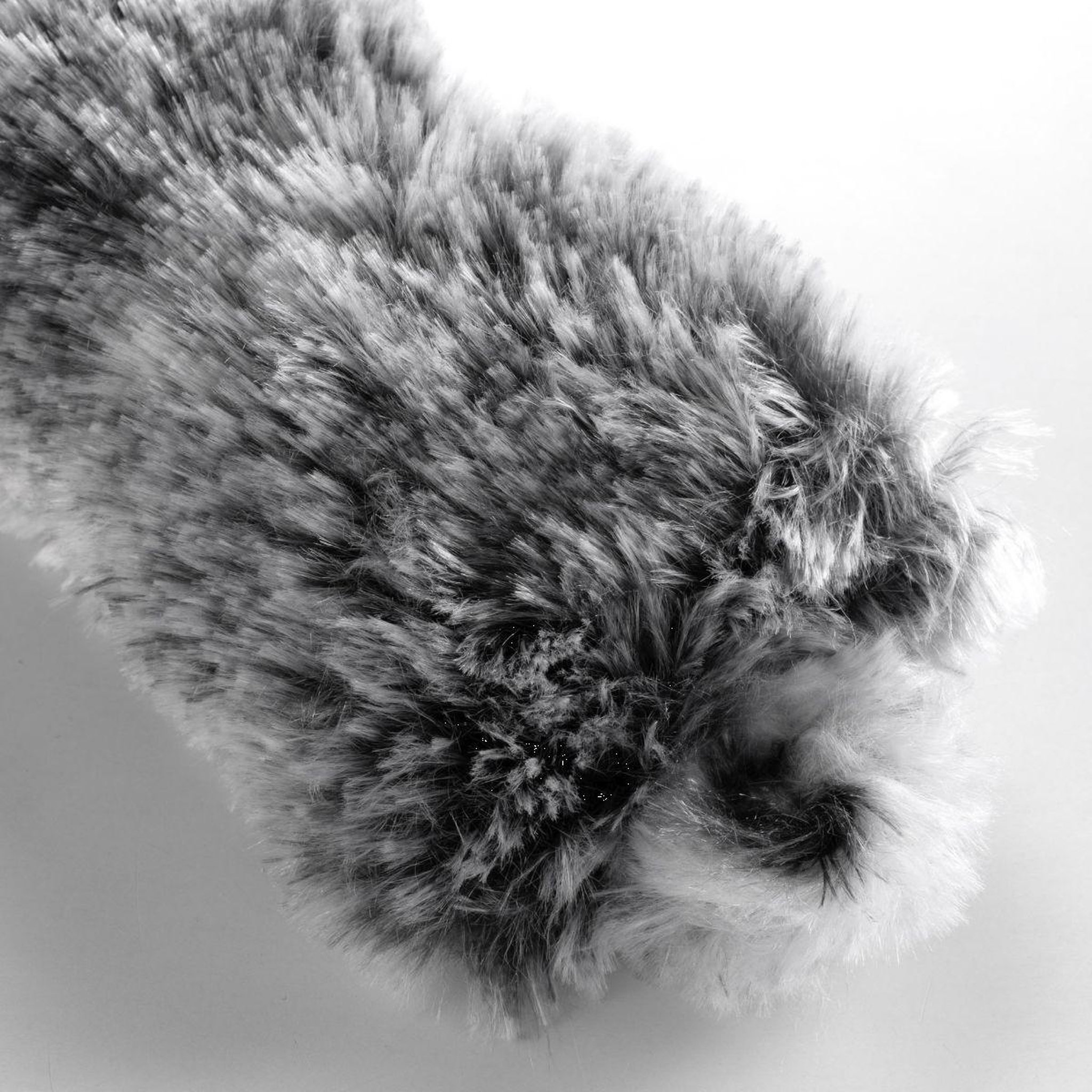 Voir la diapositive 2 : Douceur d'Intérieur Boudin bas de porte imitation fourrure  antartic  80cm gris